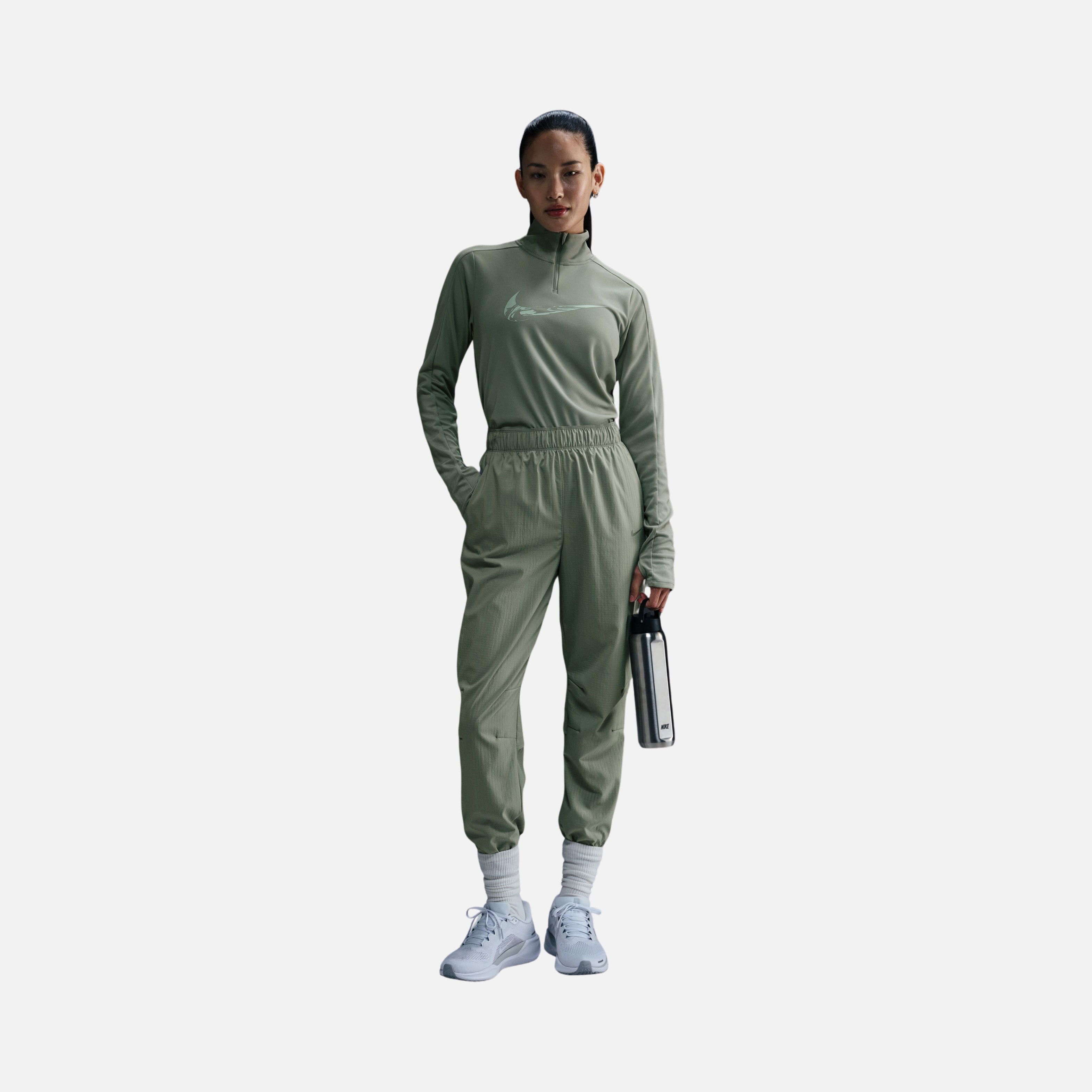 Nike Dri-Fit Fast Mid-Rise 7/8 Warm-Up Running Kadın Eşofman Altı