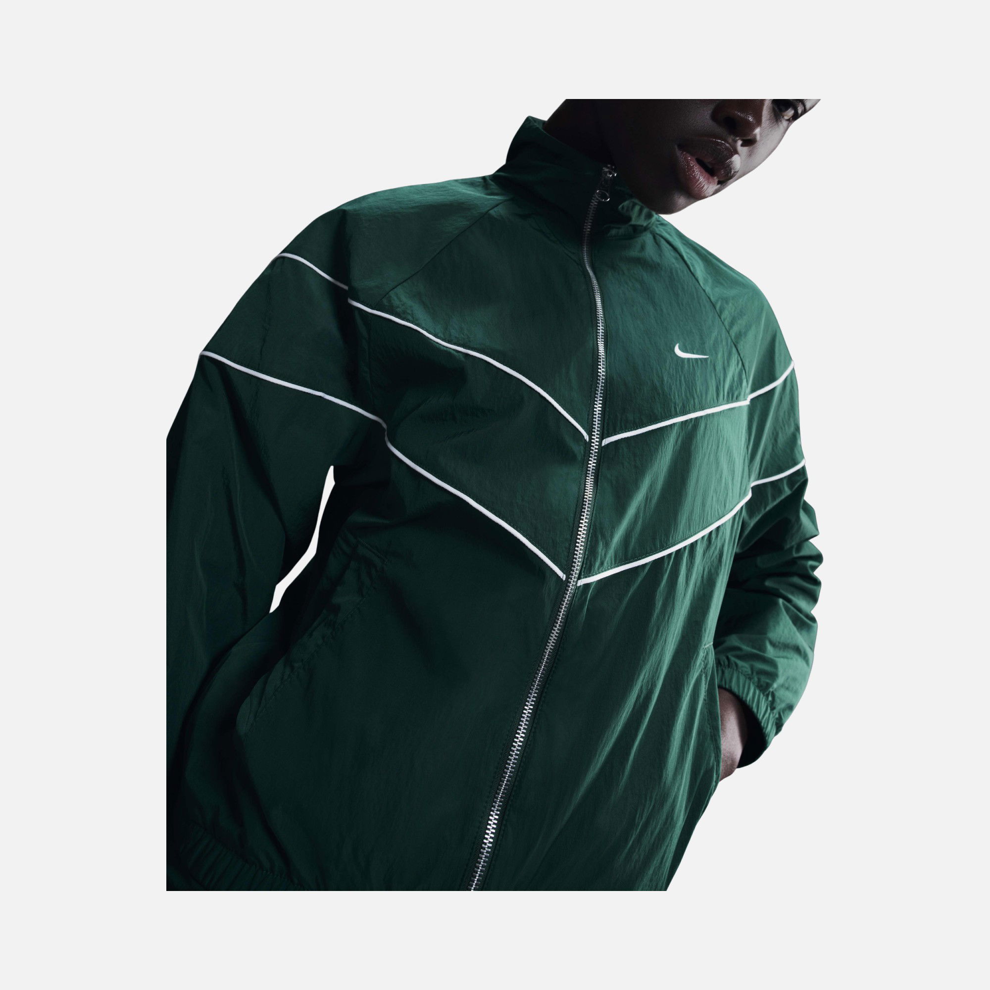 Nike Sportswear Essentials Windrunner Loose UV Woven Lined Full-Zip Kadın Ceket