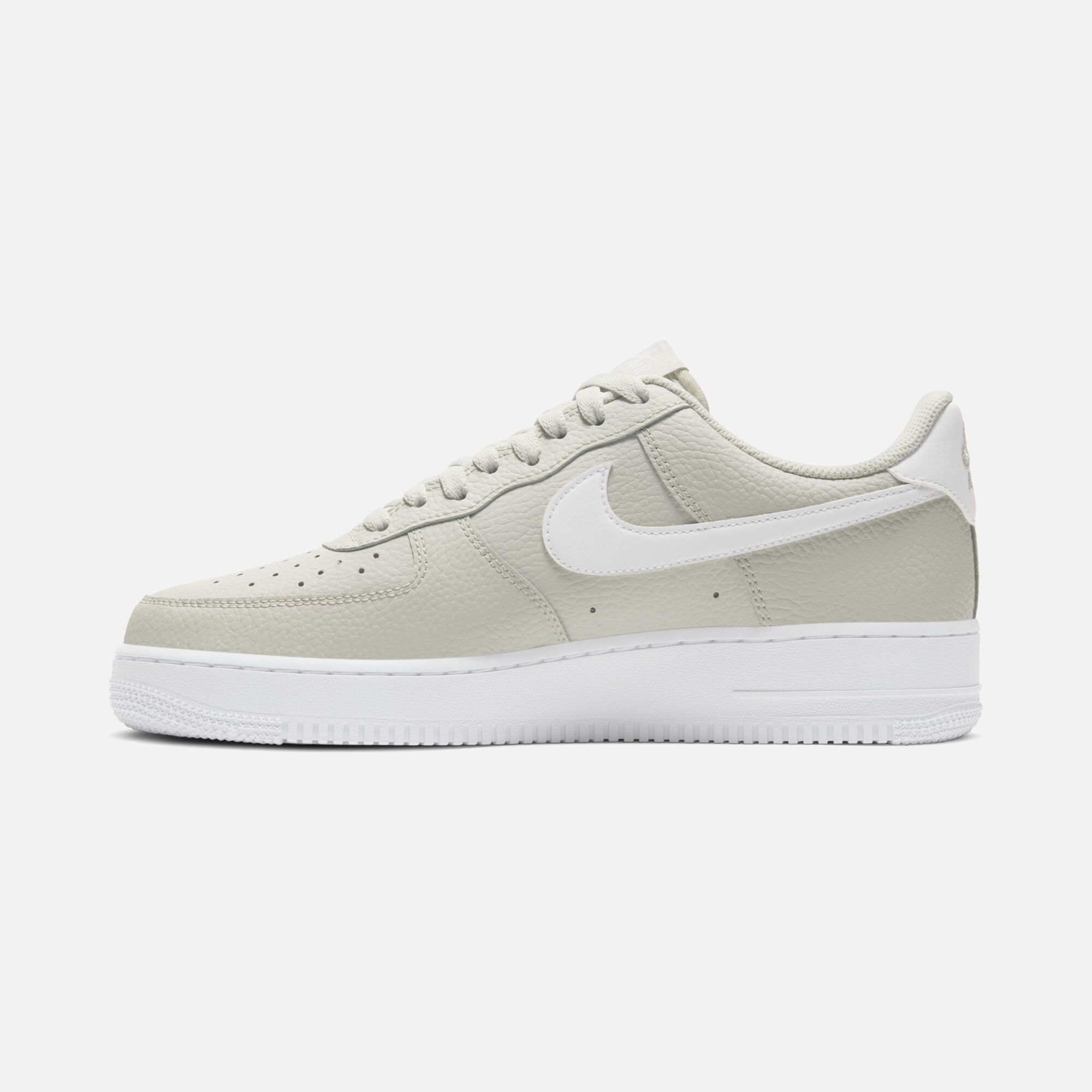 Nike Air Force 1 '07 HO23 Erkek Spor Ayakkabı