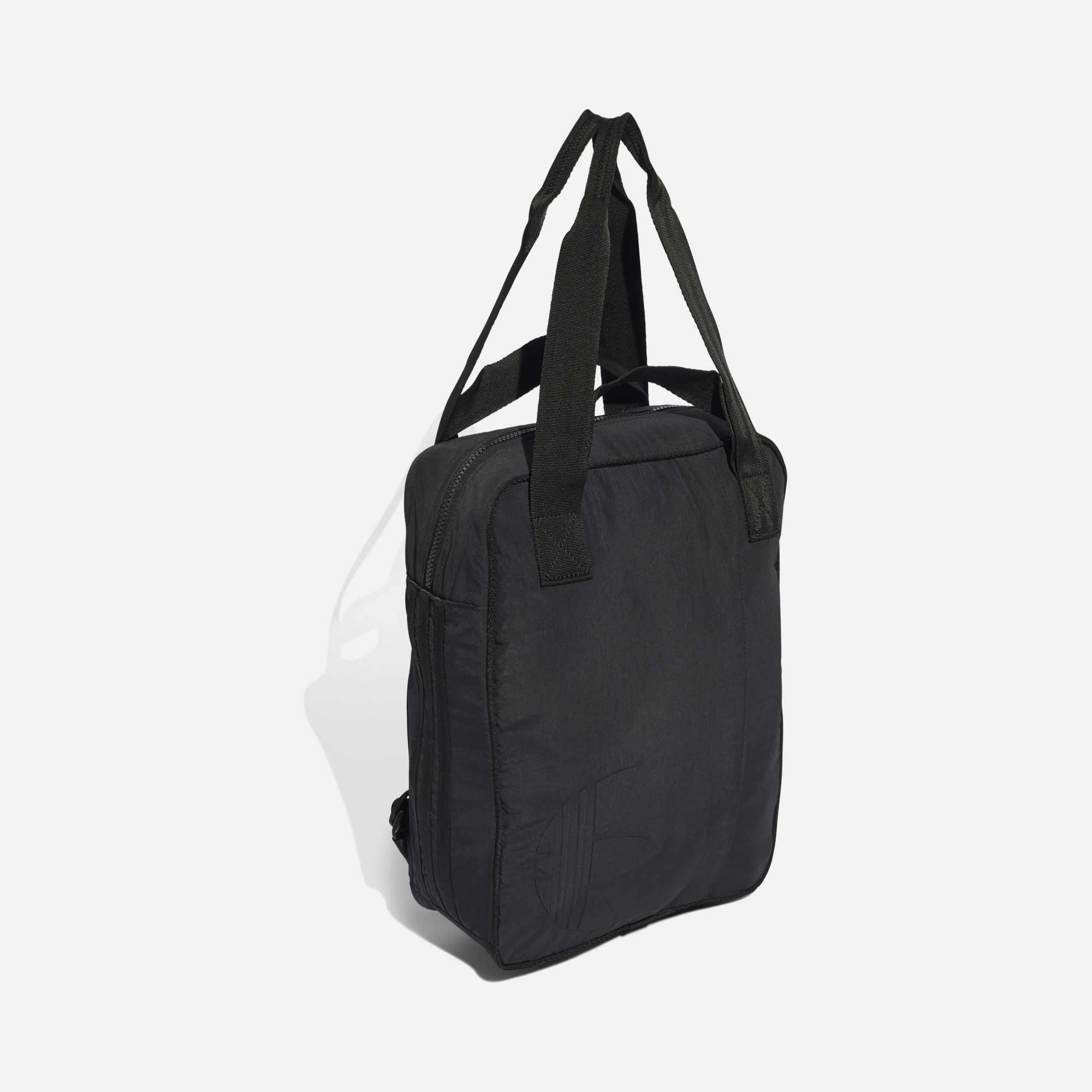 adidas Originals Embossed Trefoil Graphic (19,75 L) Functional & Compact Unisex Sırt Çantası