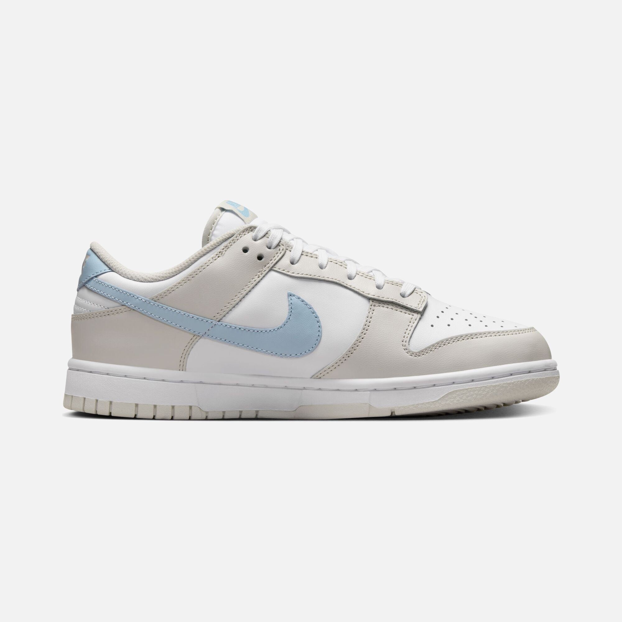 Nike Dunk Low ''Mini Swoosh Detail'' Kadın Spor Ayakkabı