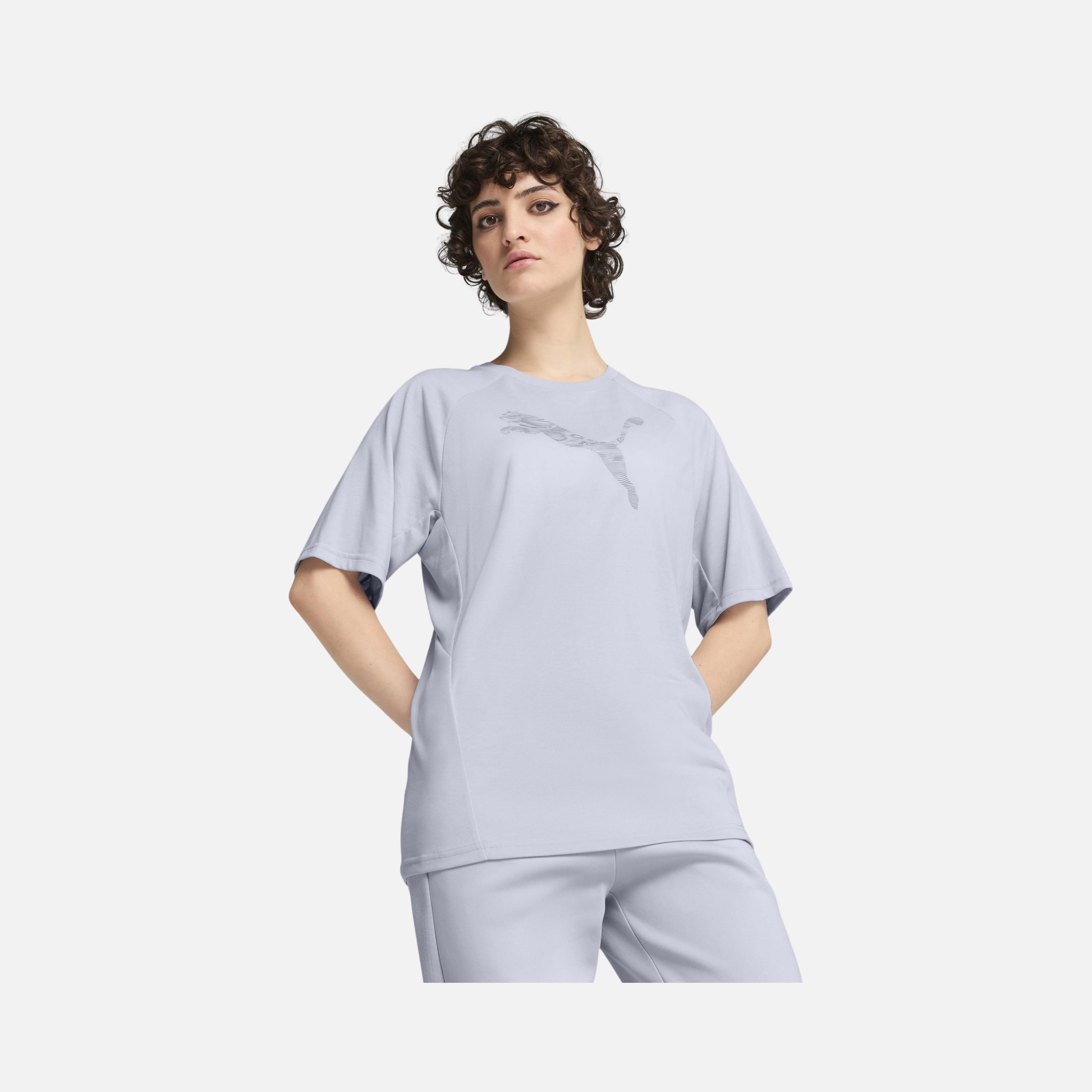 Puma Sportswear Evostripe Relaxed DryCELL Short-Sleeve Kadın Tişört