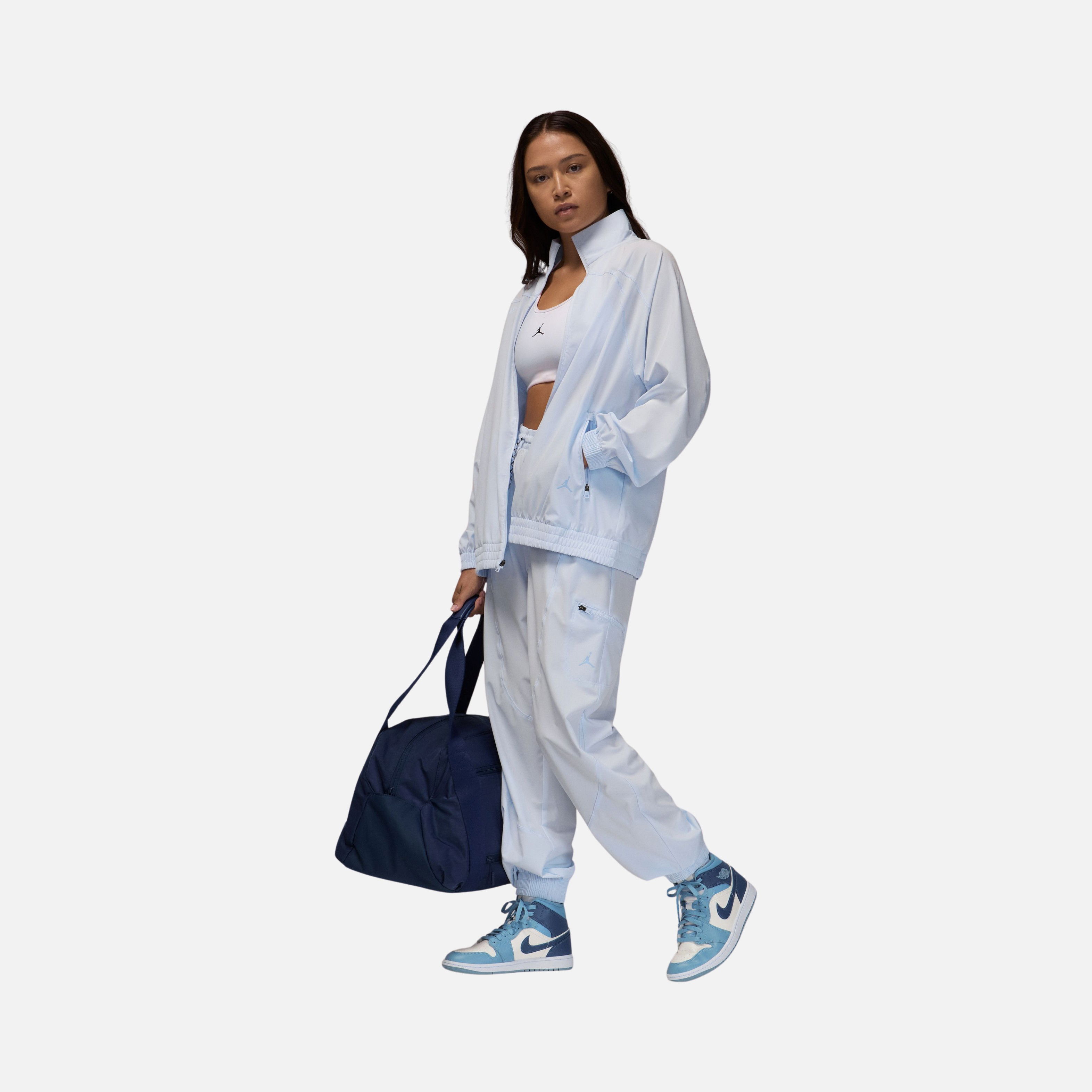 Nike Jordan Sport Dri-Fit Woven Multidirectional Full-Zip Kadın Ceket