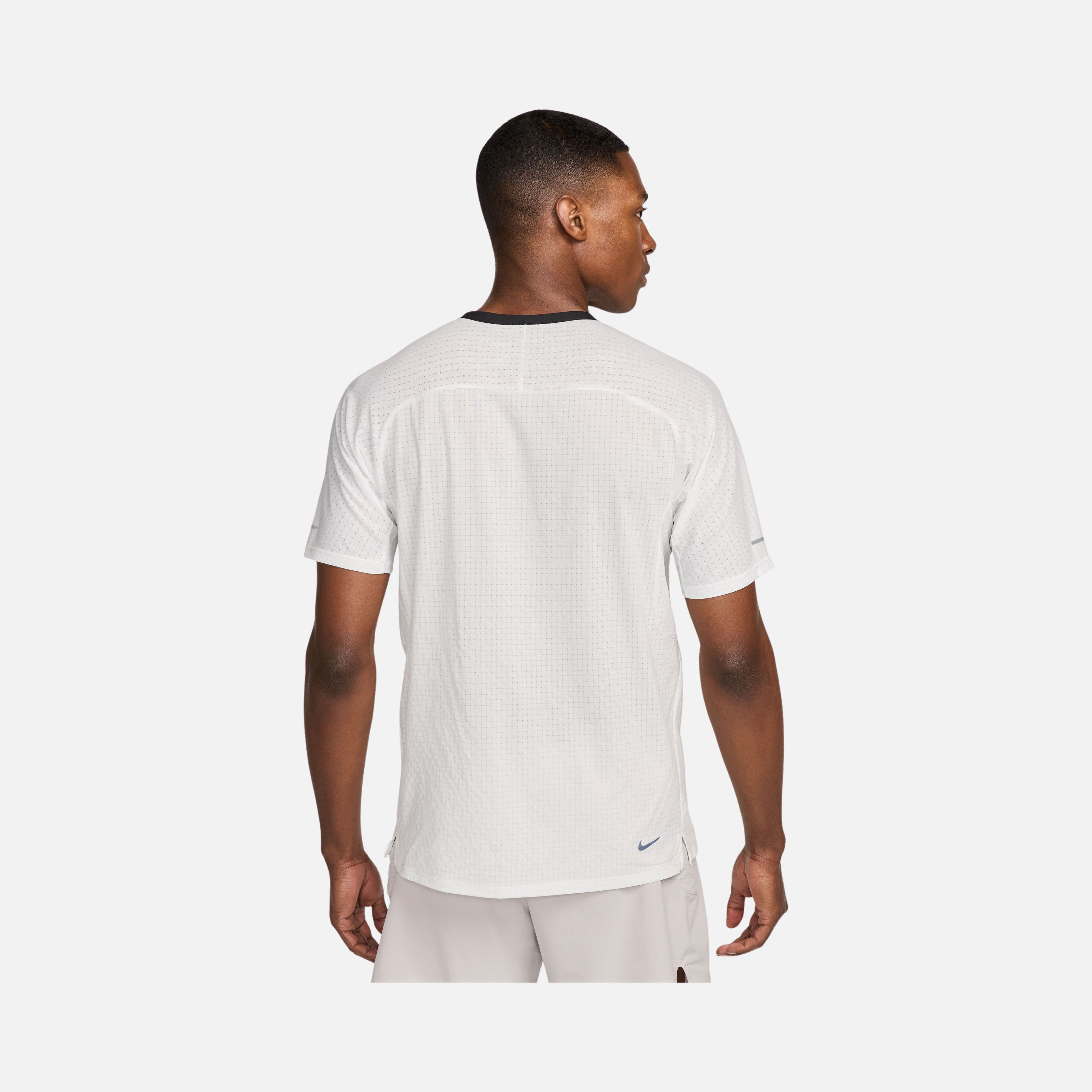 Nike Dri-Fit Trail Solar Chase Running Short-Sleeve Erkek Tişört