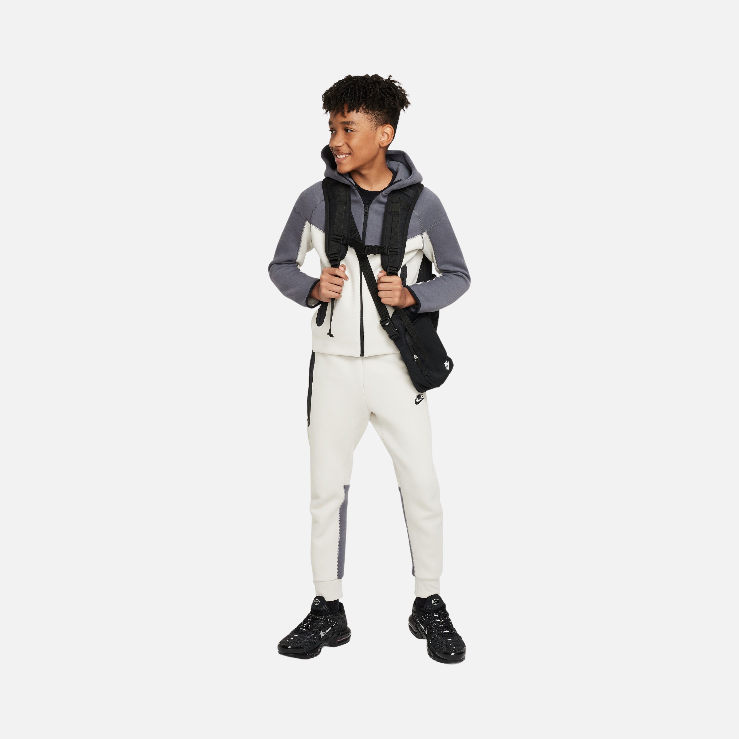 Nike Sportswear Tech Fleece Full-Zip Hoodie CO (Boys') Çocuk Sweatshirt