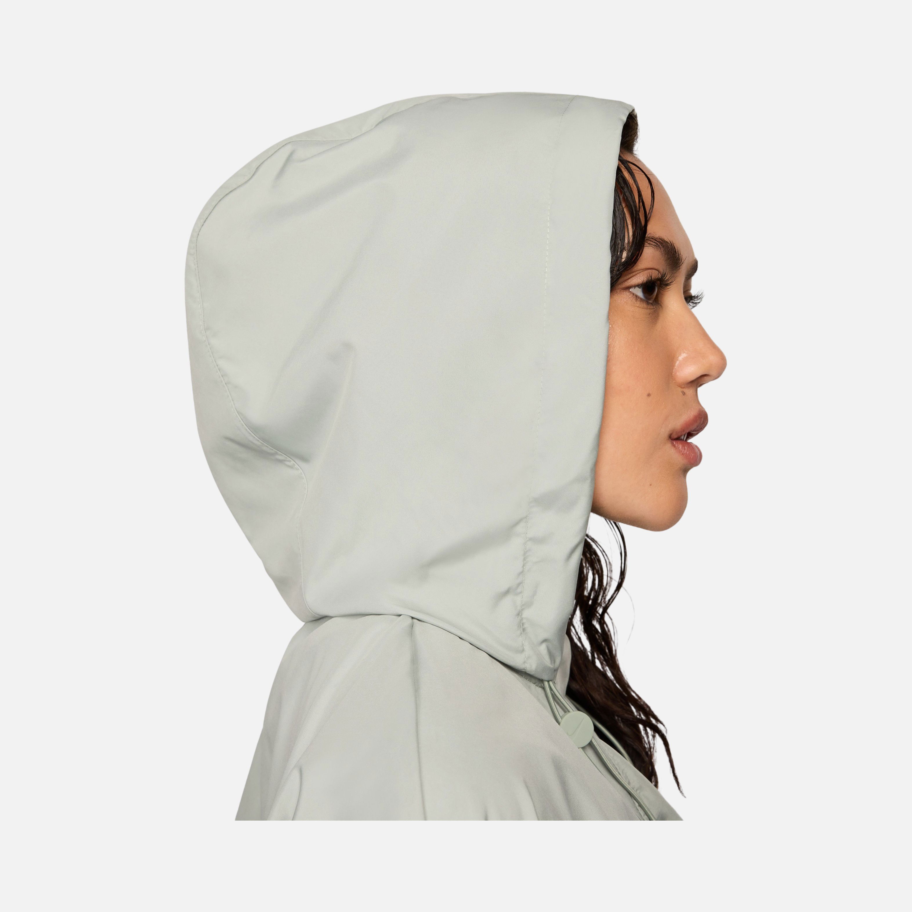 Nike Sportswear Essential High-Low Hemline Oversized Full-Zip Hoodie Kadın Ceket