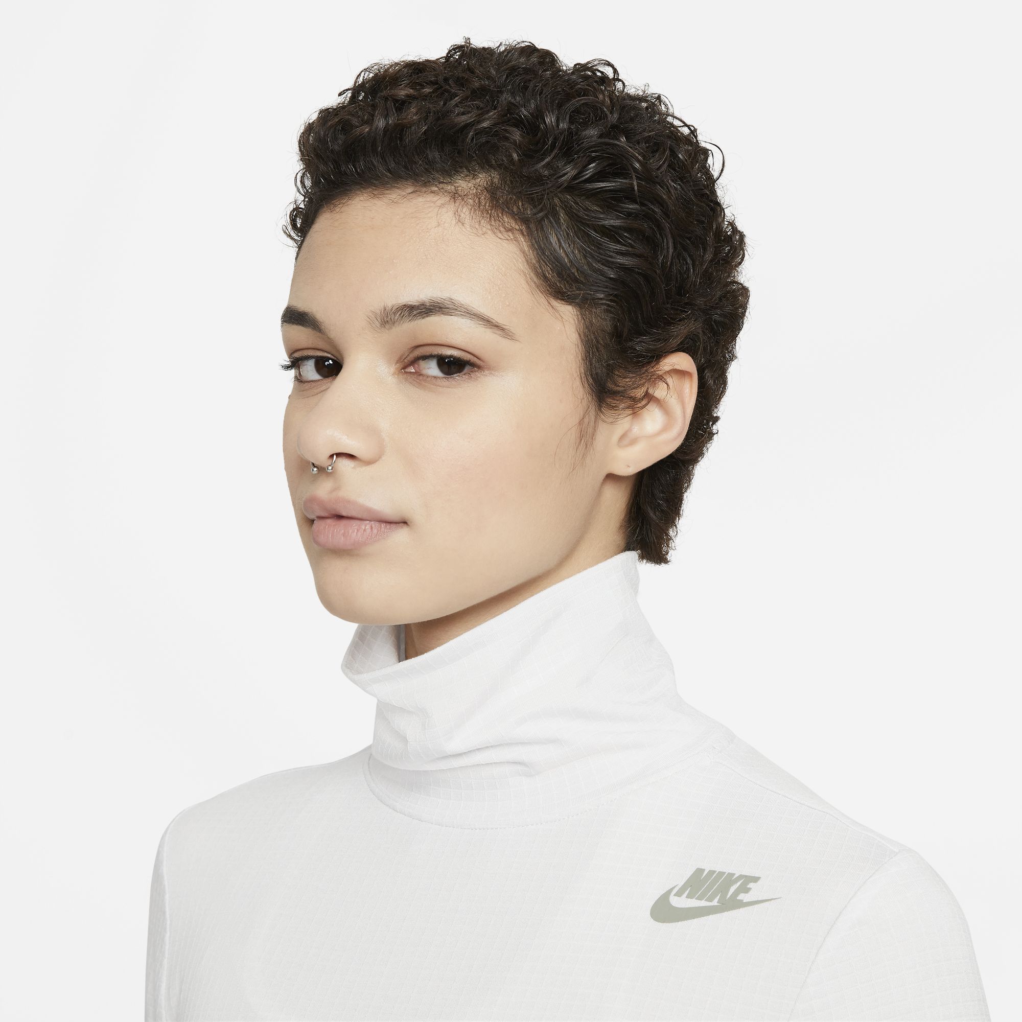 Nike Sportswear Mock Urban Utility Long-Sleeve Top Kadın Tişört