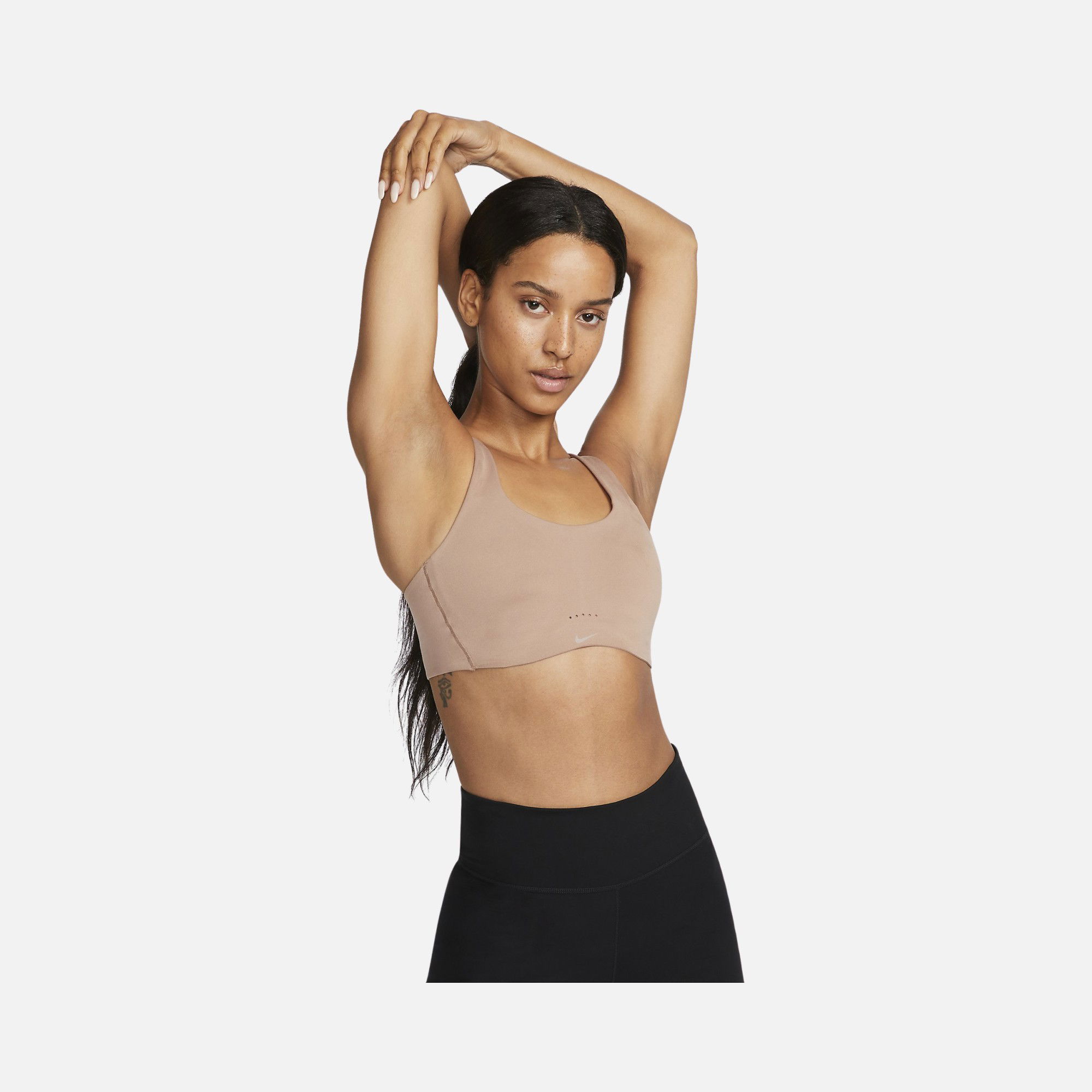 Nike Alate Coverage Light-Support Padded Training Kadın Bra