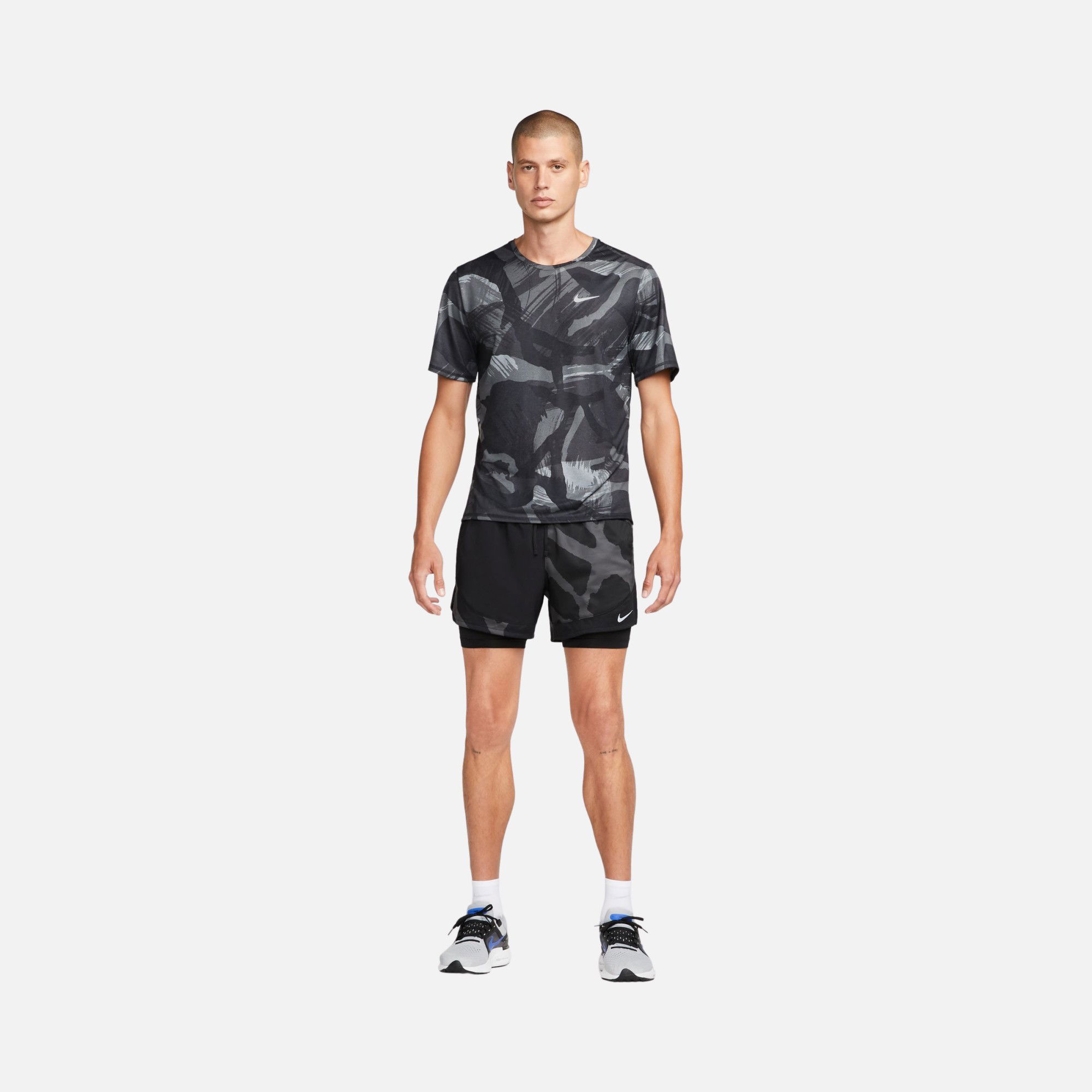Nike Dri-Fit Stride Run Division 2-in-1 Running Erkek Şort