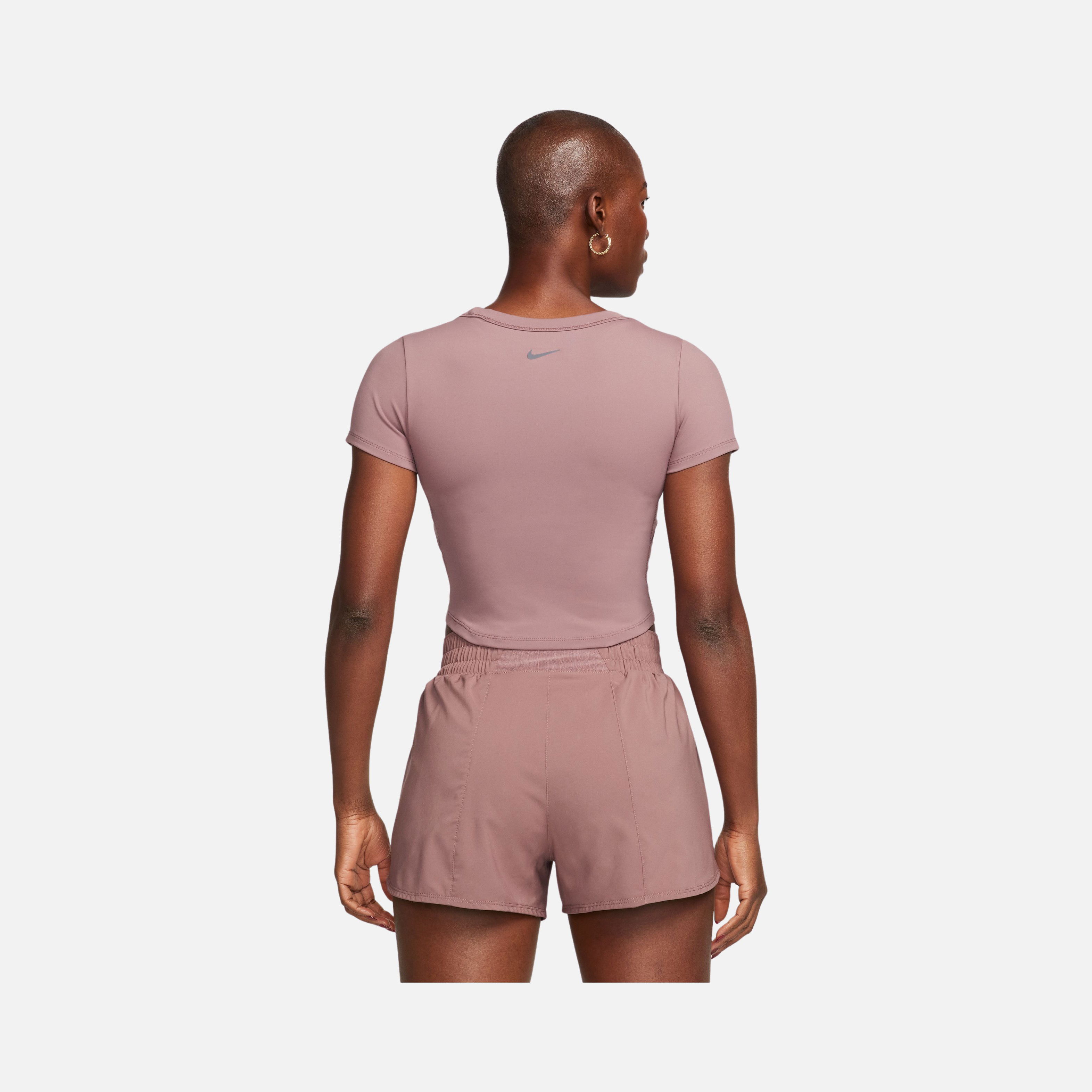 Nike One Fitted Dri-Fit Cropped Training Short-Sleeve Kadın Tişört