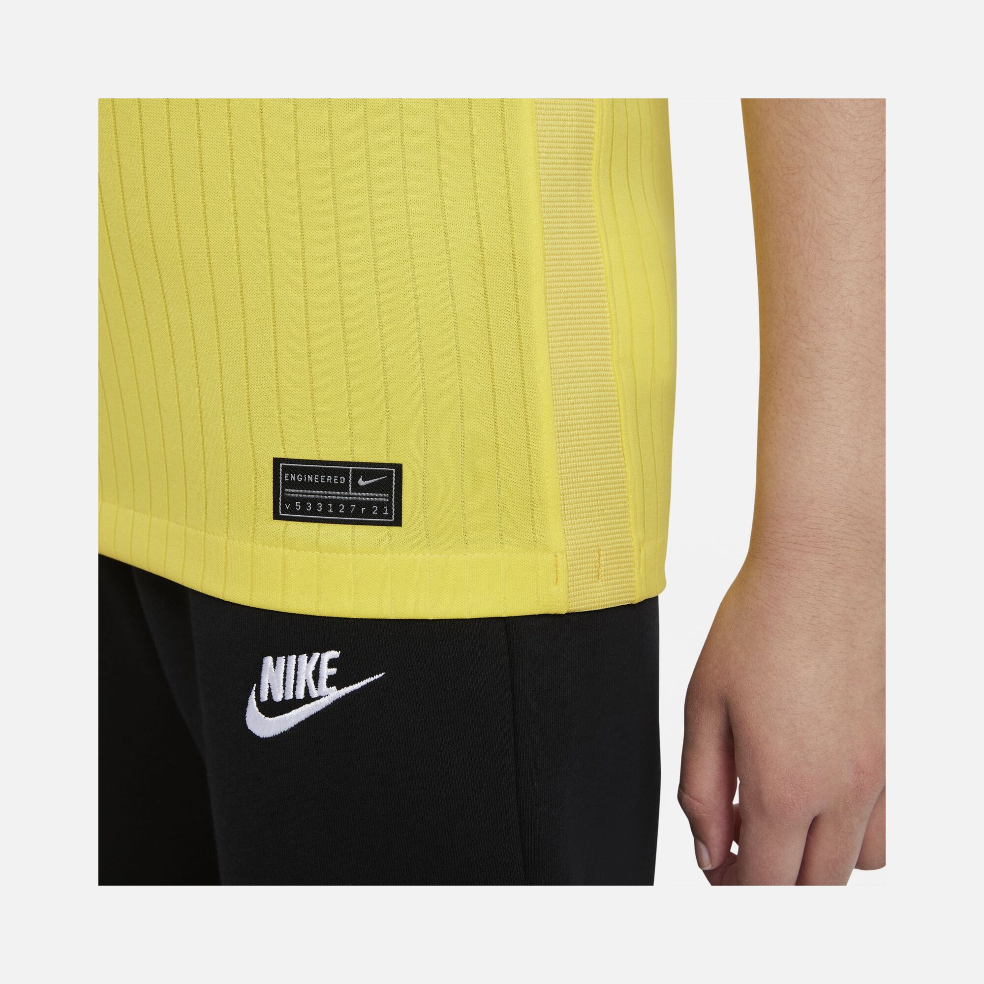 Nike Liverpool F.C. 2021-2022 Stadium Üçüncü Takım Çocuk Forma