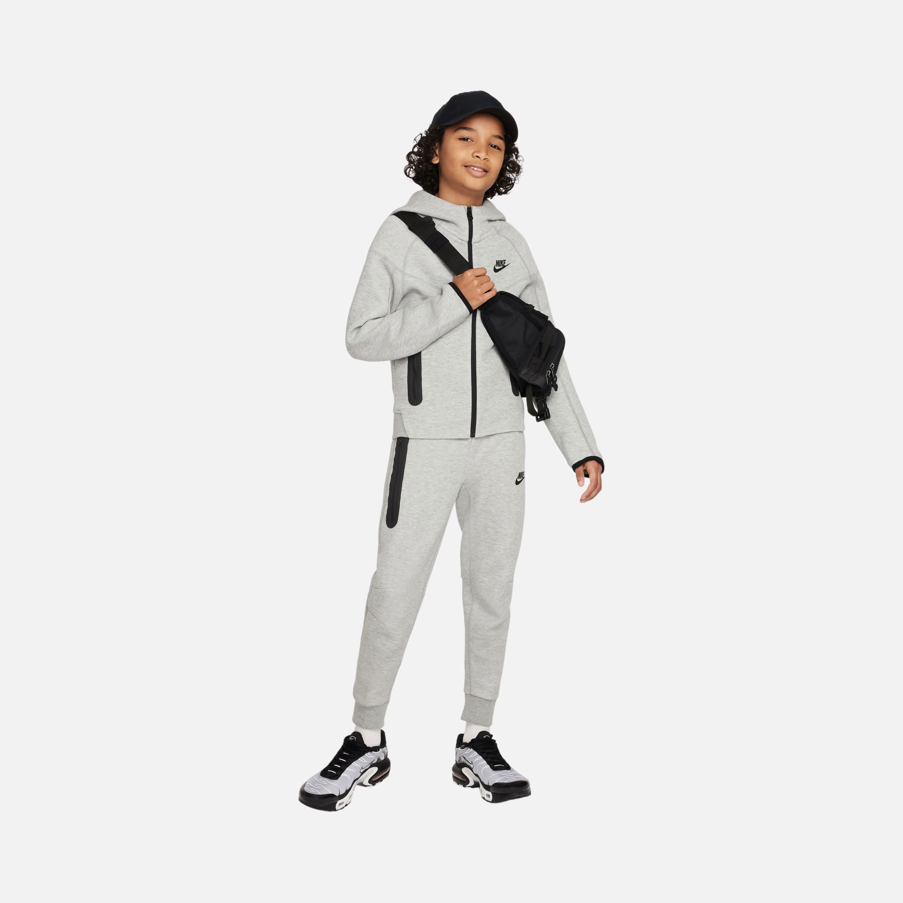 Nike Sportswear Tech Fleece Full-Zip Hoodie CO (Boys') Çocuk Sweatshirt
