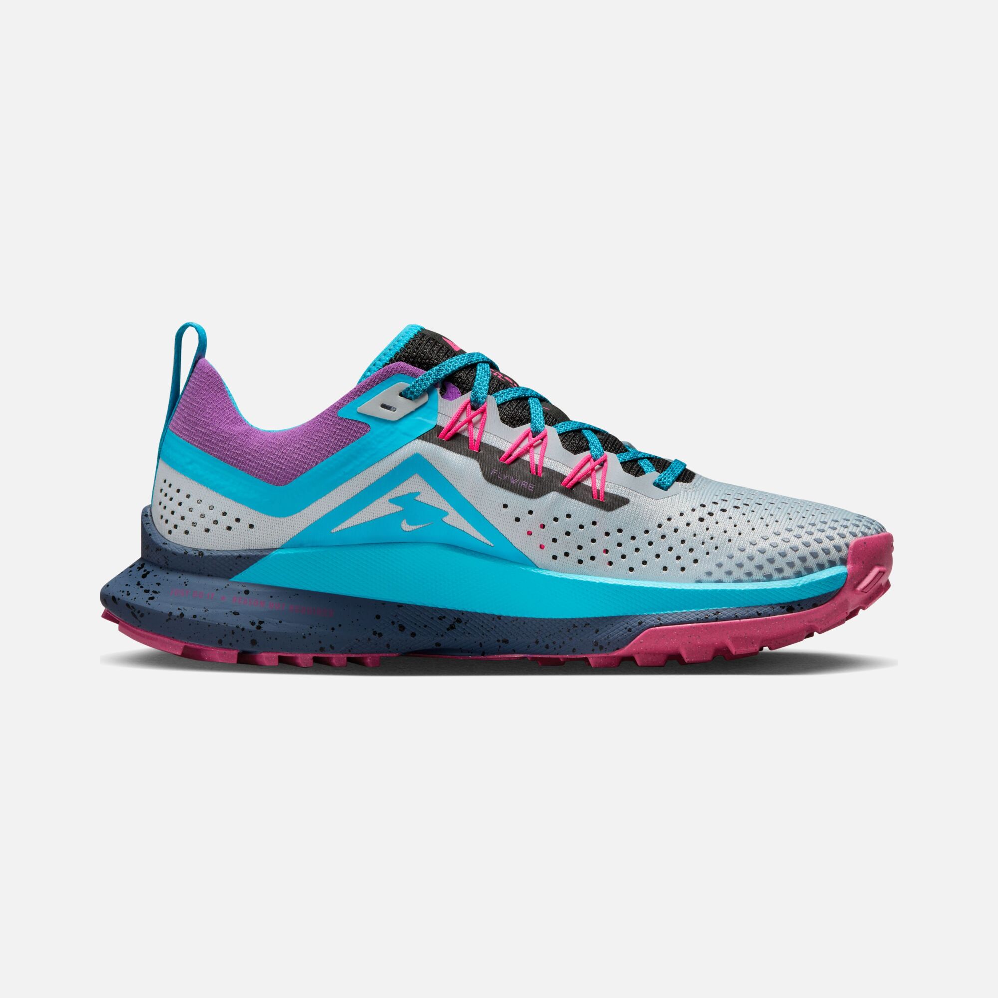Nike React Pegasus Trail 4 SE Trail-Running Kadın Spor Ayakkabı