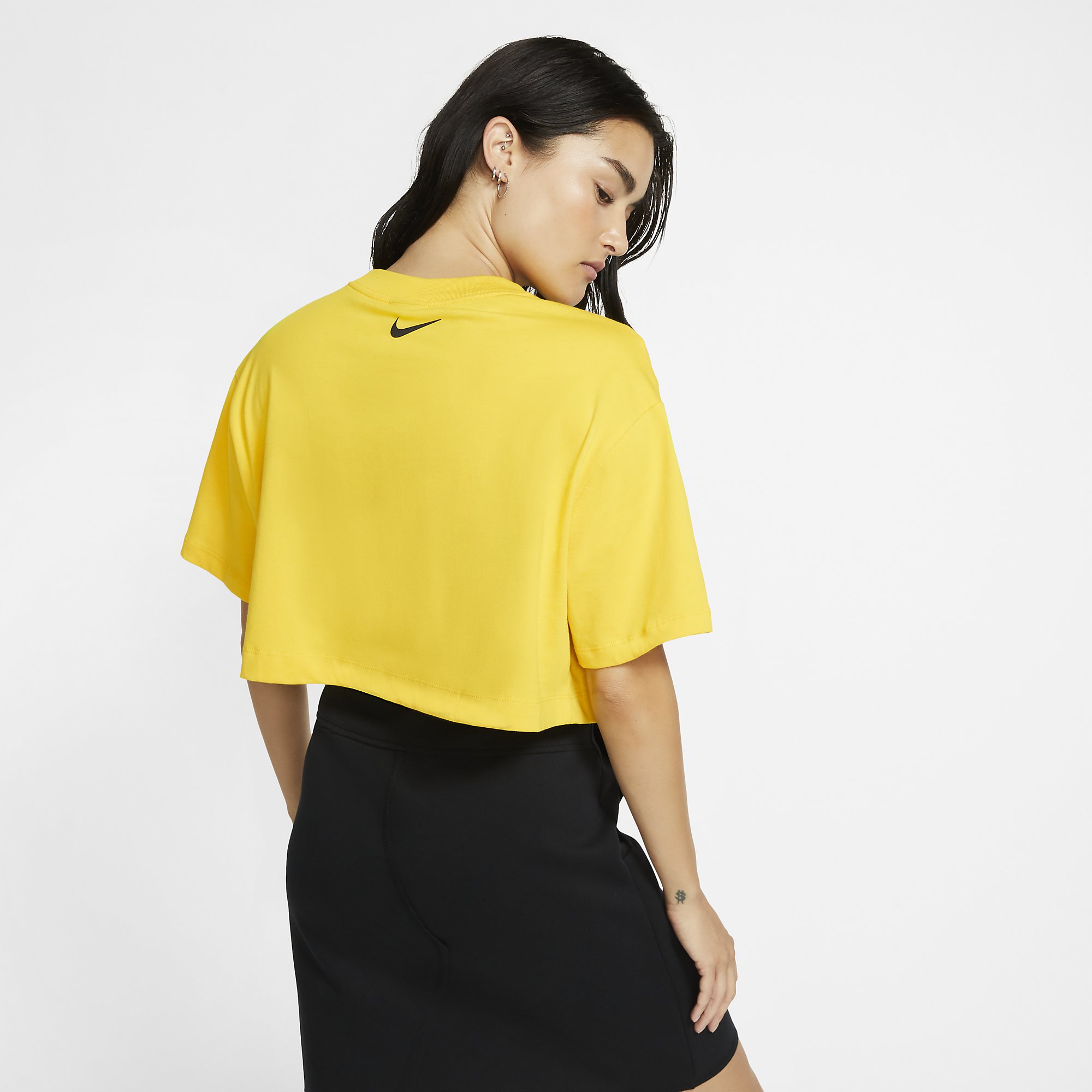Nike Sportswear Short-Sleeve Python Crop Top Kadın Tişört