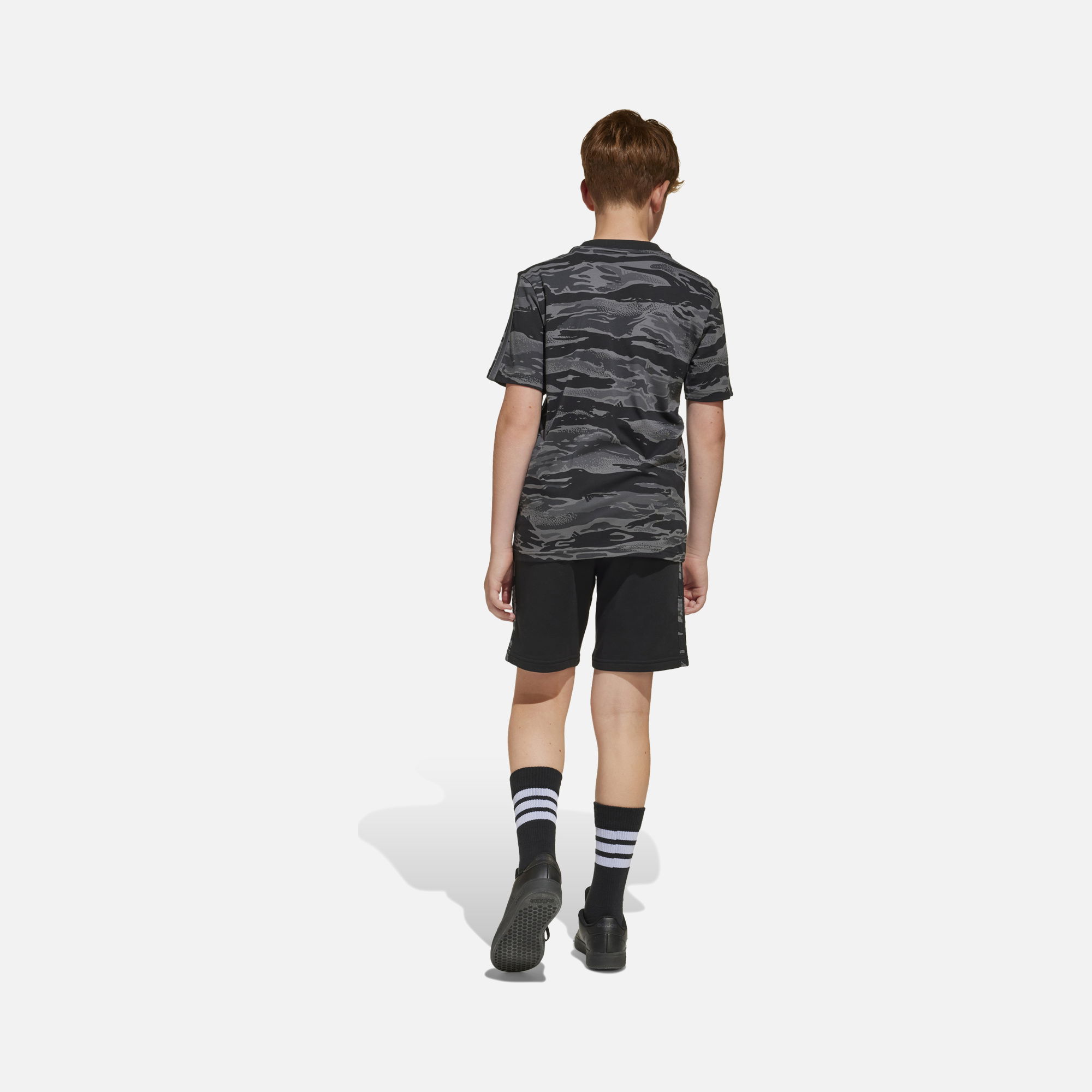 adidas Sportswear Essentials Camouflage 3-Stripes Detail French Terry Regular-Fit Çocuk Şort