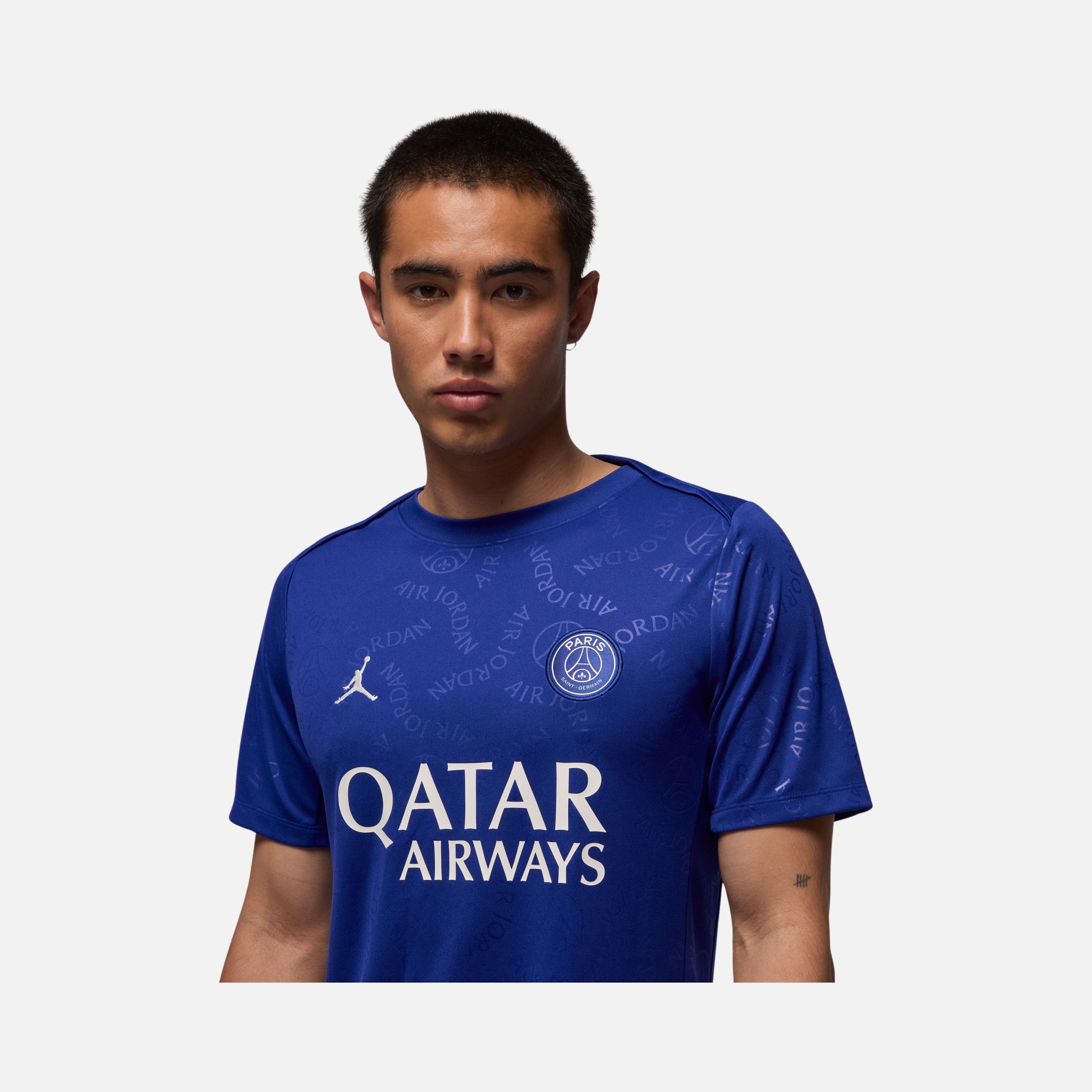 Nike Paris Saint-Germain Academy Pro İç Saha Dri-Fit Pre-Match Short-Sleeve Erkek Tişört