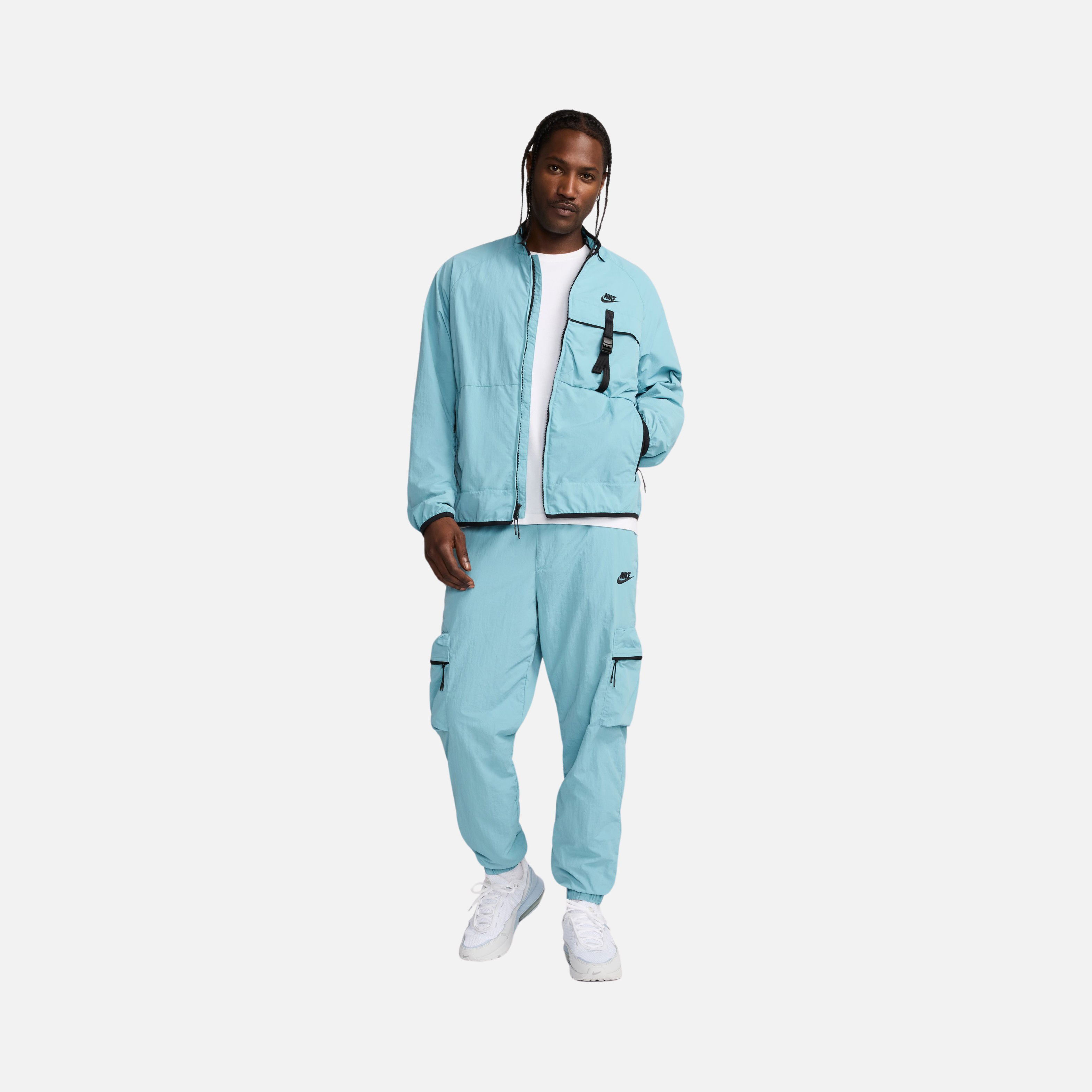 Nike Sportswear Tech Woven Repel & UV Coating Full-Zip Erkek Ceket