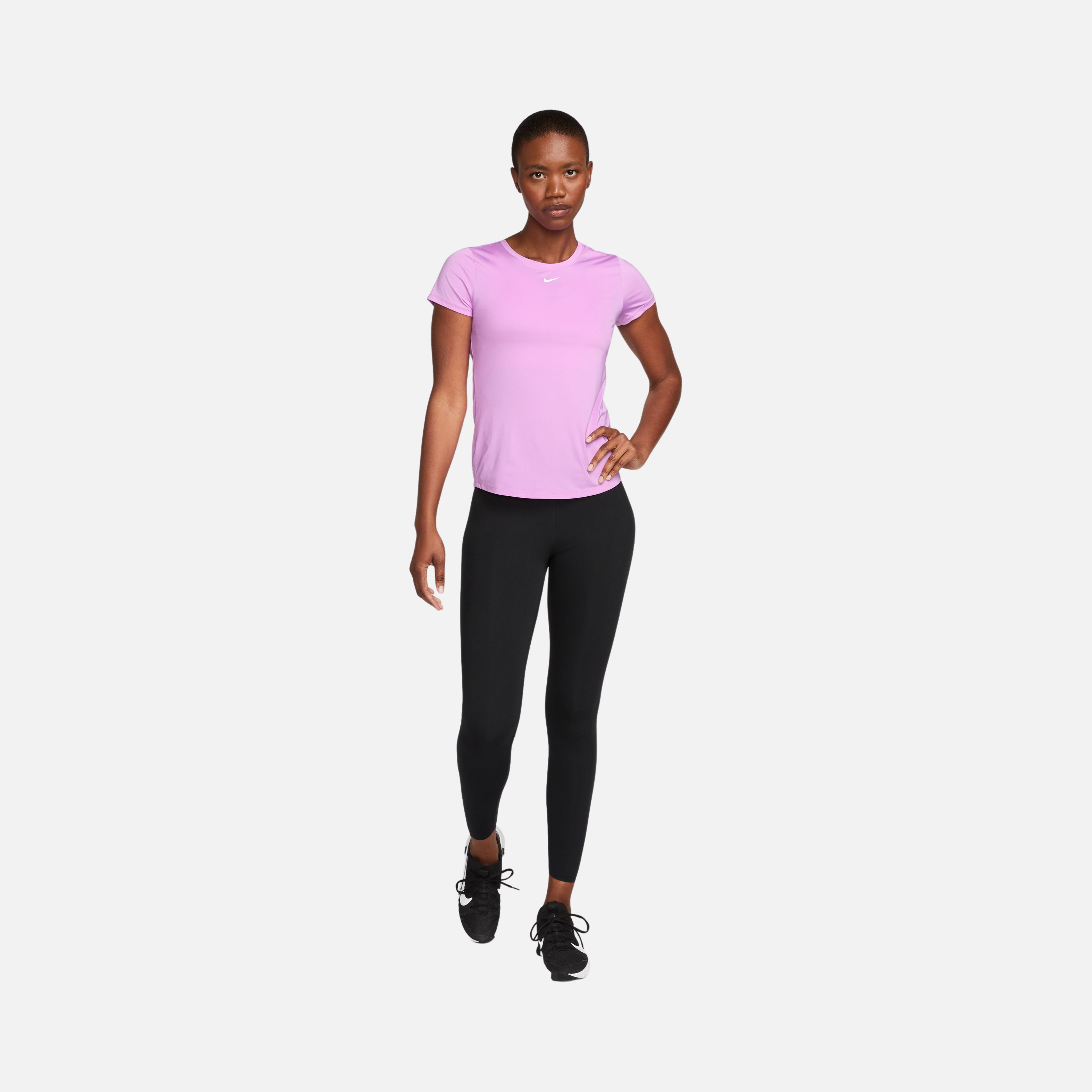 Nike Dri-Fit One Slim-Fit Short-Sleeve Kadın Tişört