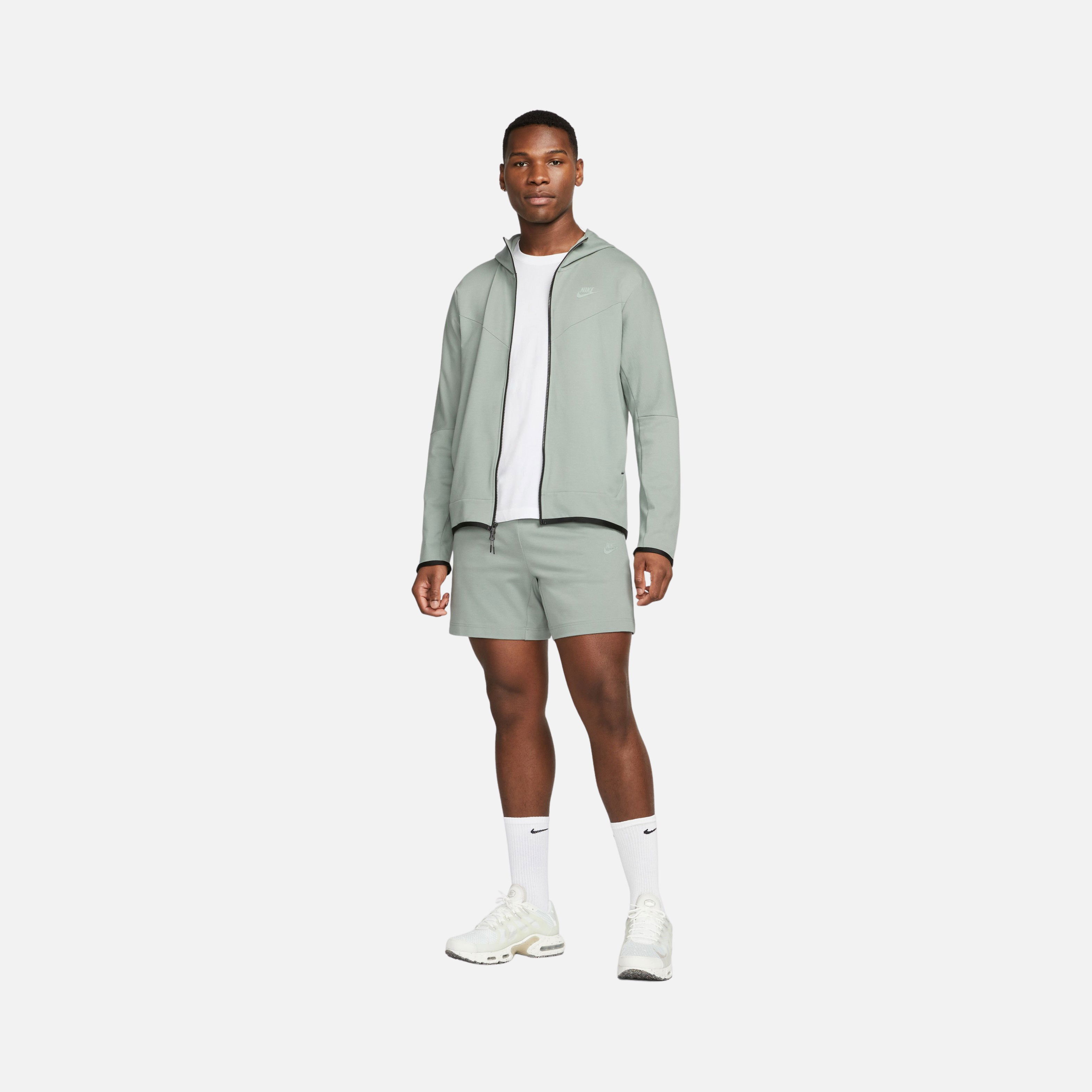 Nike Sportswear Tech Fleece Lightweight Erkek Şort