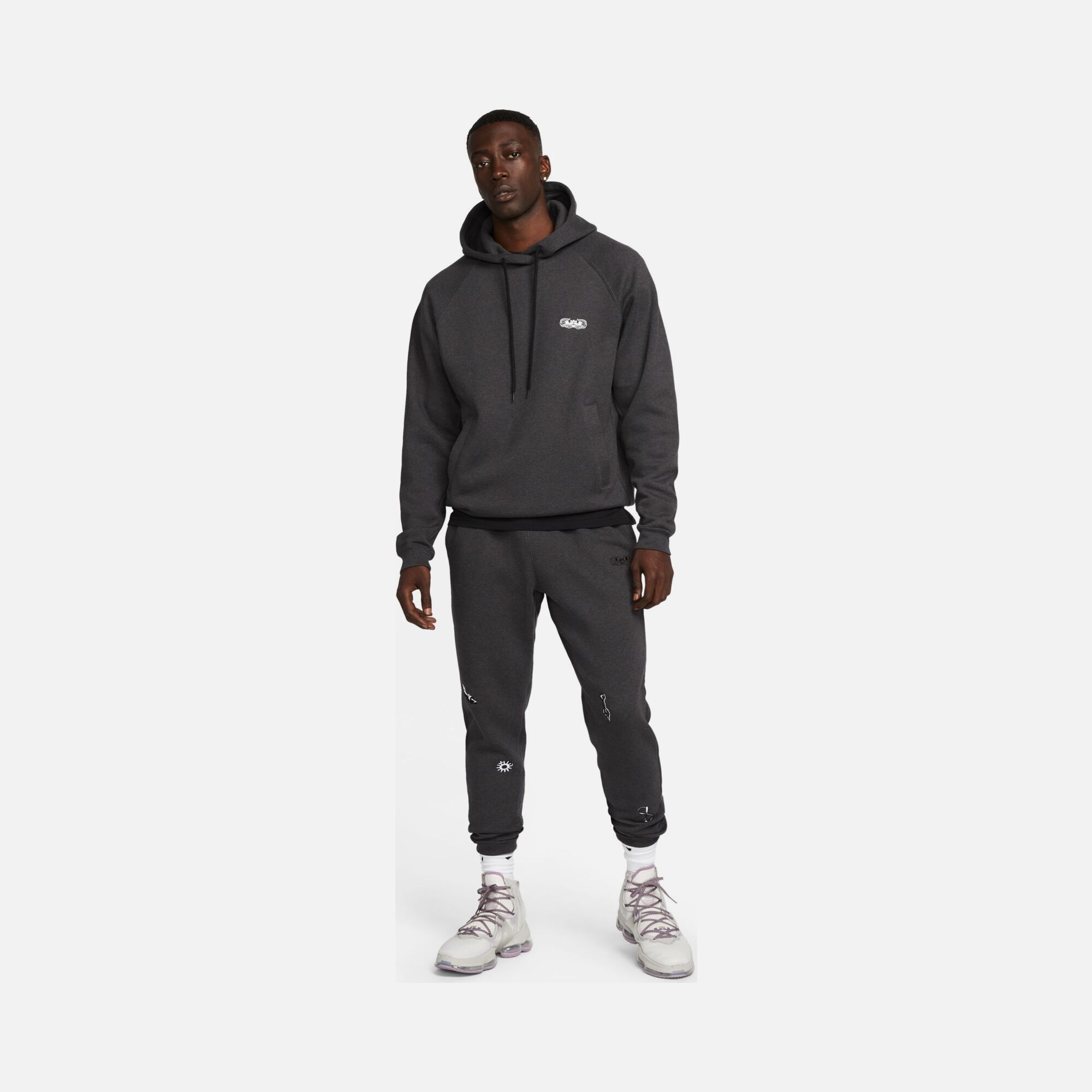 Nike LeBron Fleece Chess and Clock Graphic Erkek Eşofman Altı