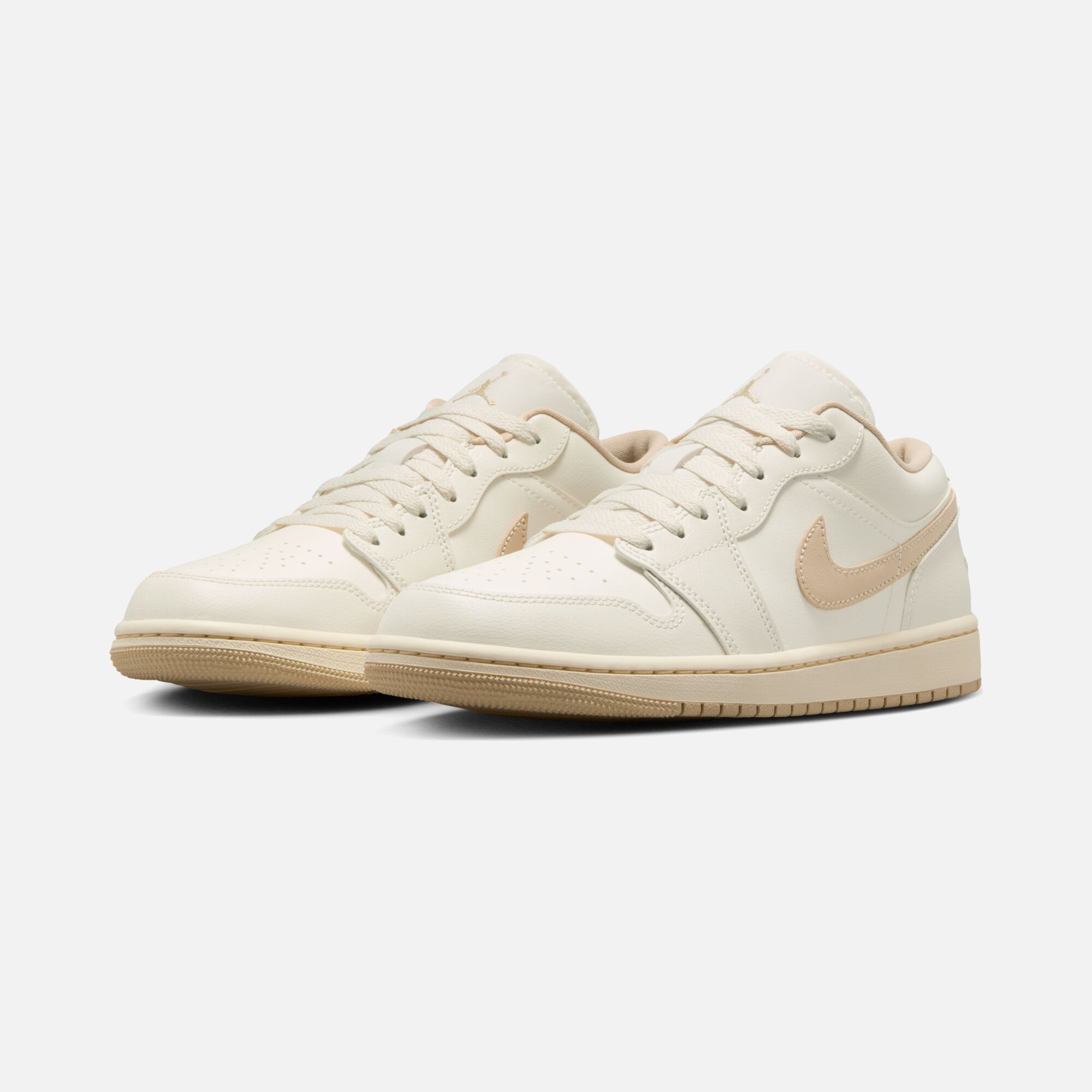 Nike Air Jordan 1 Low Kadın Spor Ayakkabı