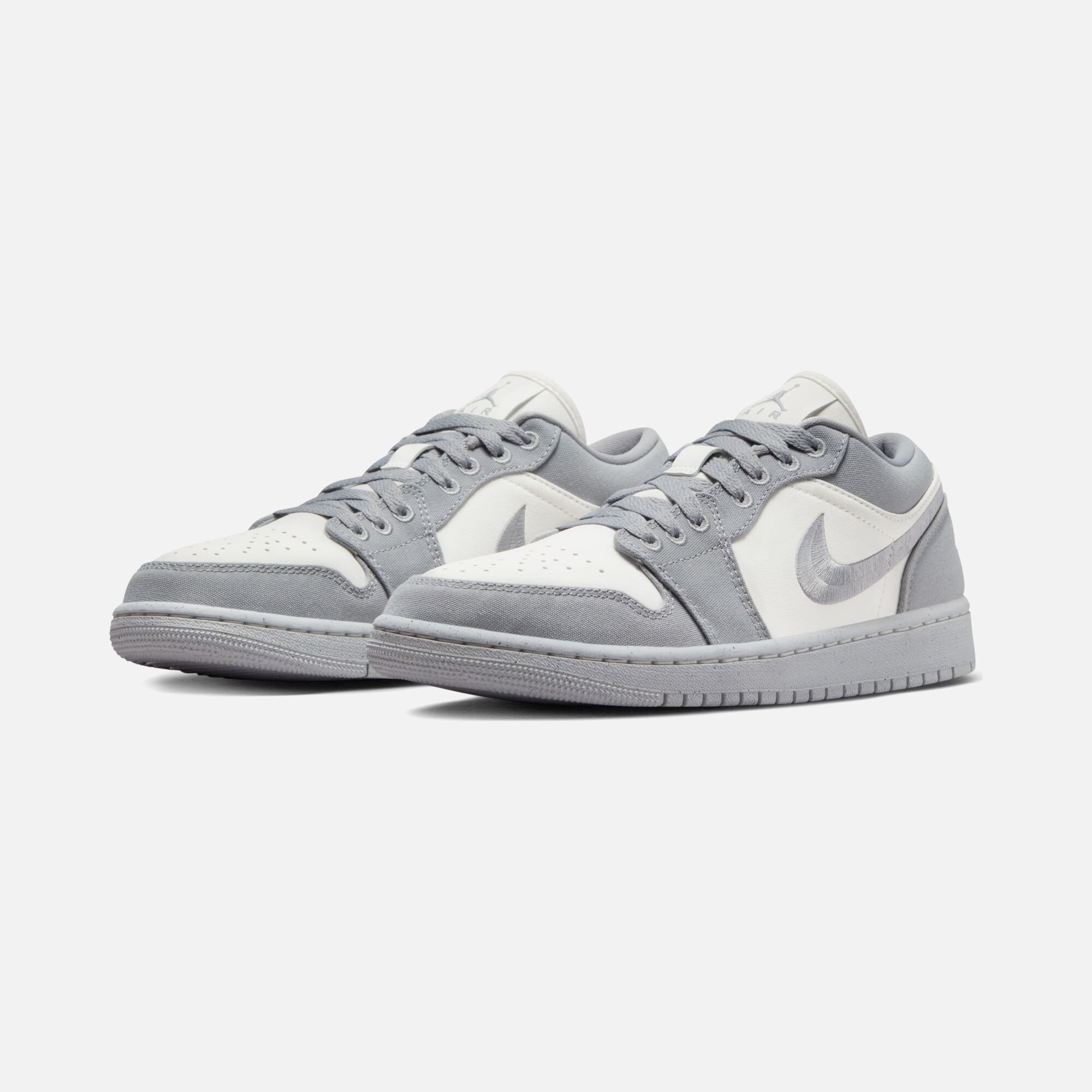 Nike Air Jordan 1 Low SE ''Custom Swoosh Logo'' Kadın Spor Ayakkabı