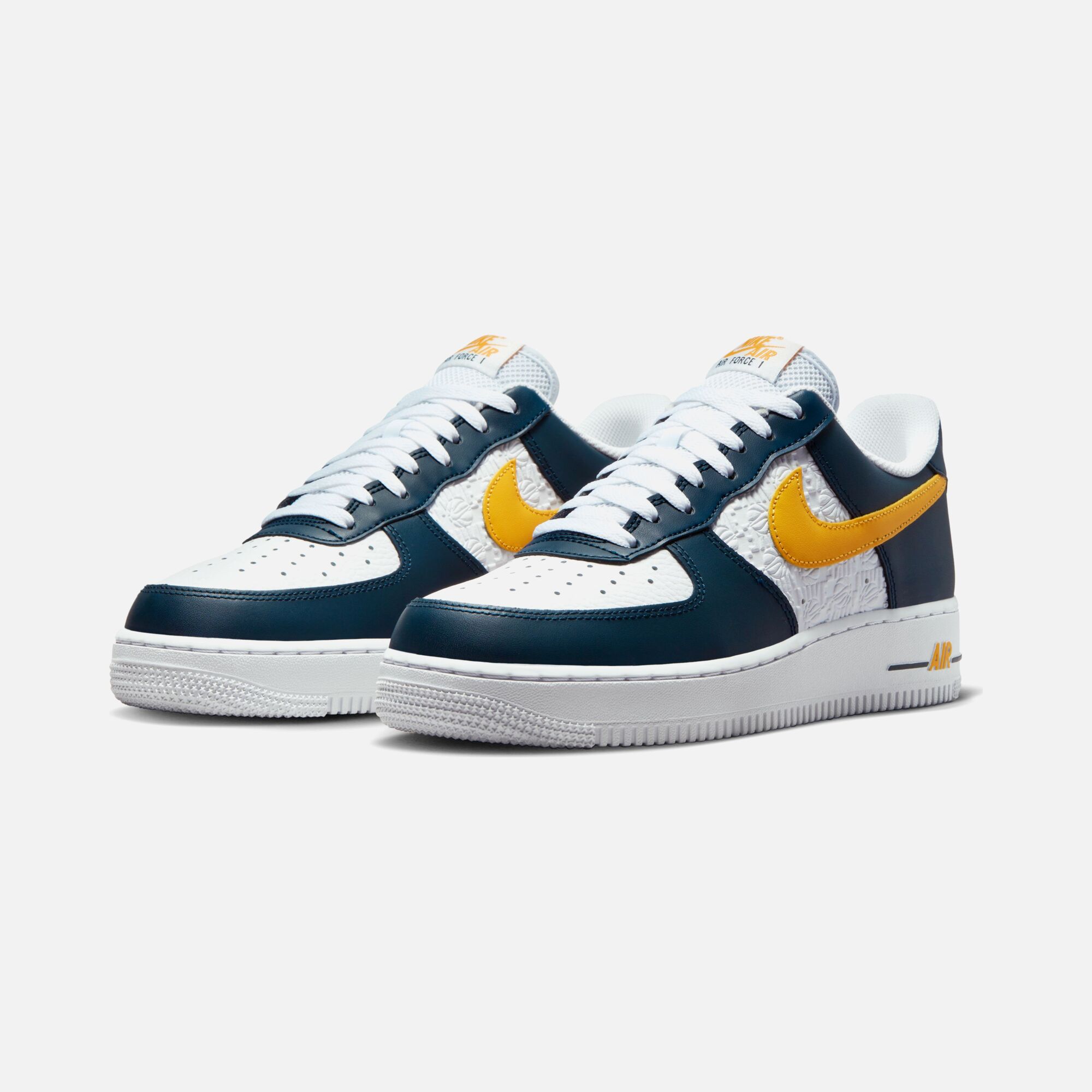 Nike Air Force 1 '07 ''Embossing Details'' Erkek Spor Ayakkabı