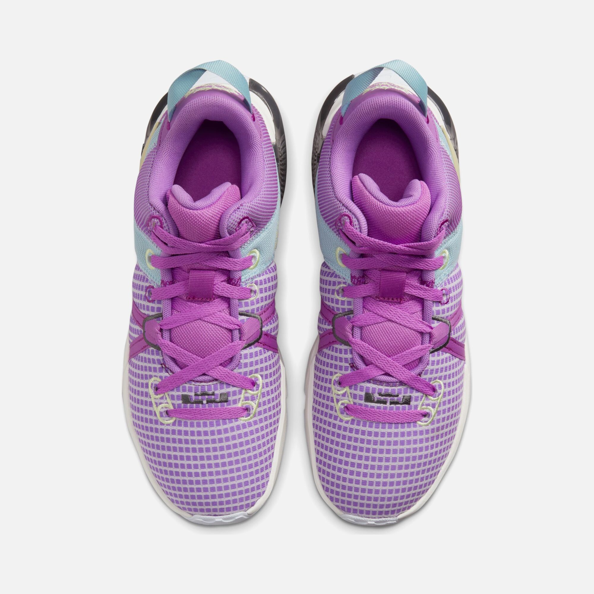 Nike LeBron James Witness VII Erkek Basketbol Ayakkabısı