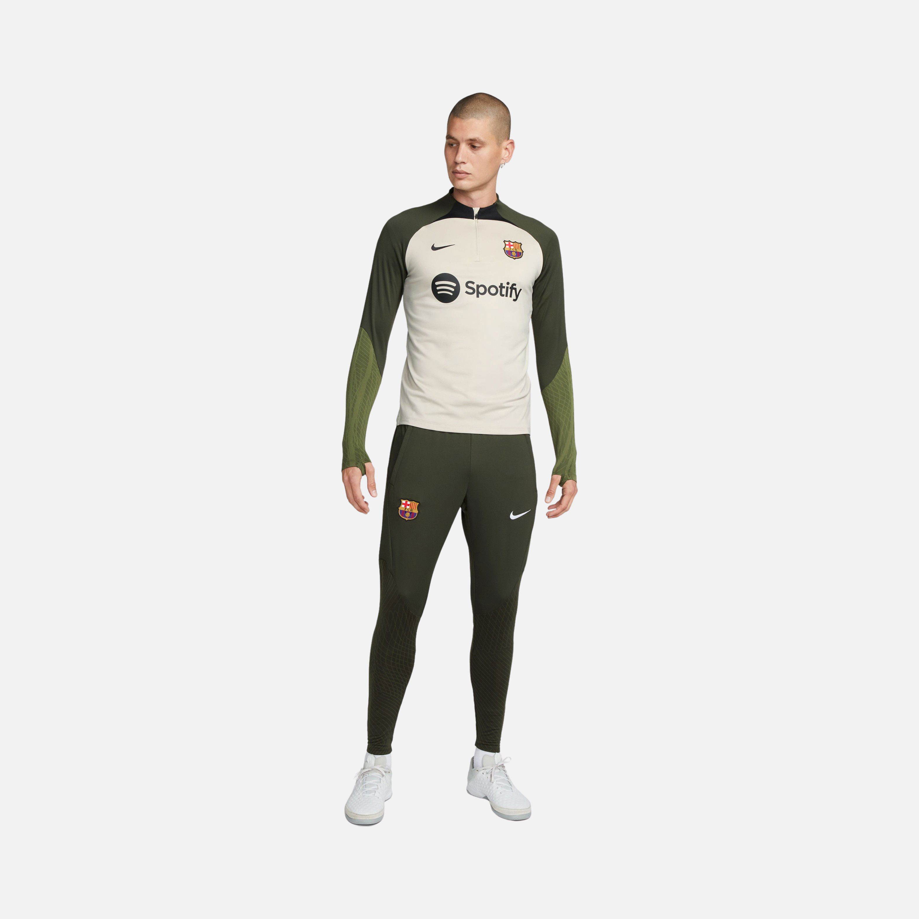 Nike Dri-Fit FC Barcelona Strike Soccer 1/4 Zip Long-Sleeve Erkek Tişört
