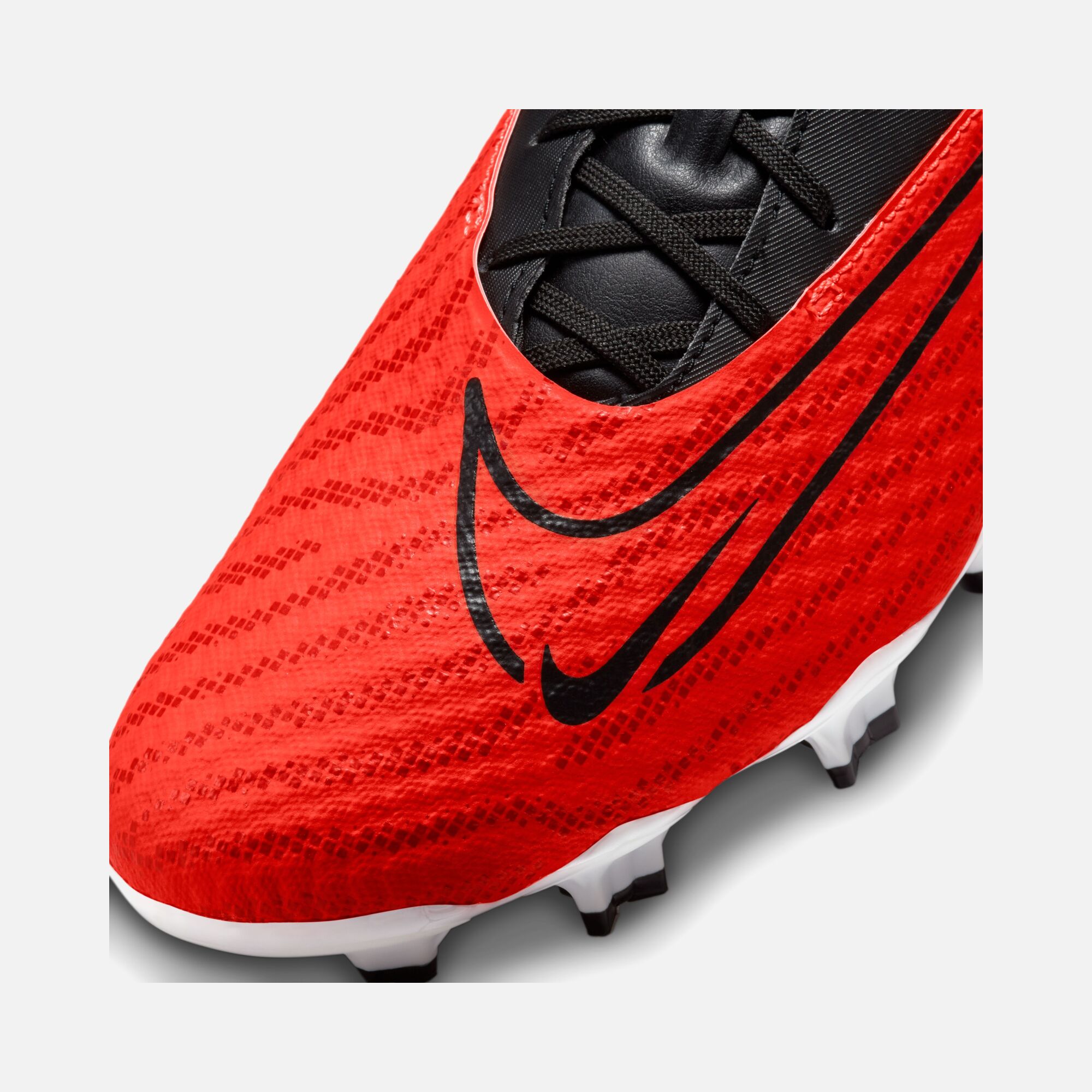 Nike Phantom GXX Academy FG/MG Multi-Ground Erkek Krampon