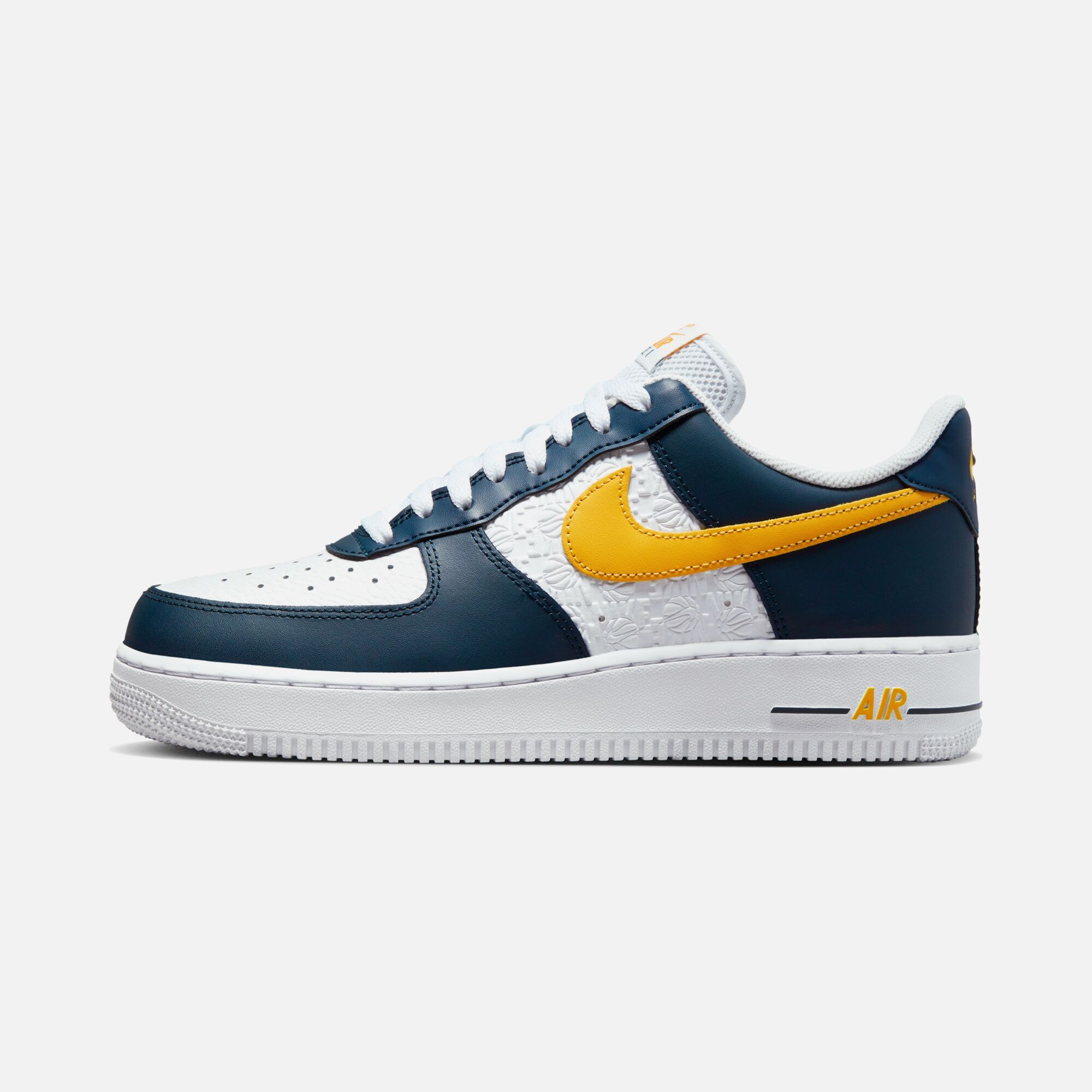 Nike Air Force 1 '07 ''Embossing Details'' Erkek Spor Ayakkabı