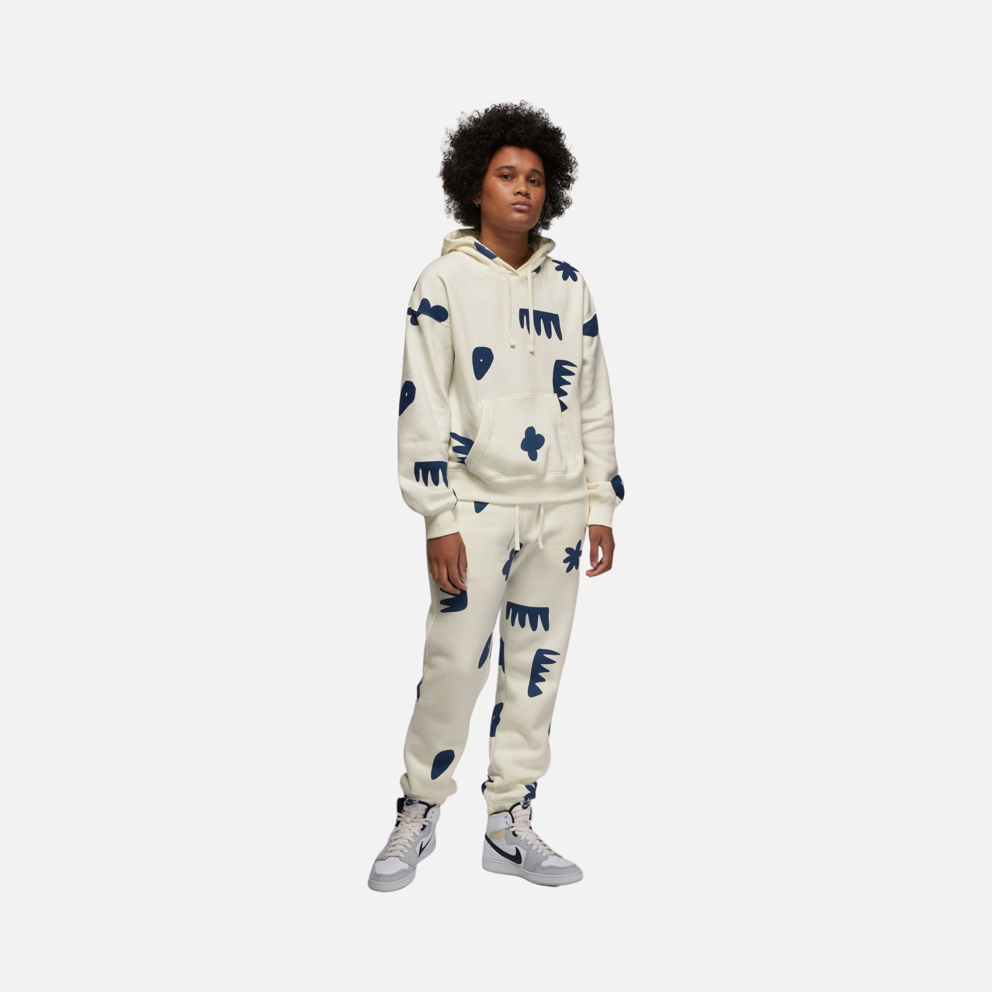 Nike Jordan Brooklyn Artist Series Fleece Pullover Hoodie Kadın Sweatshirt