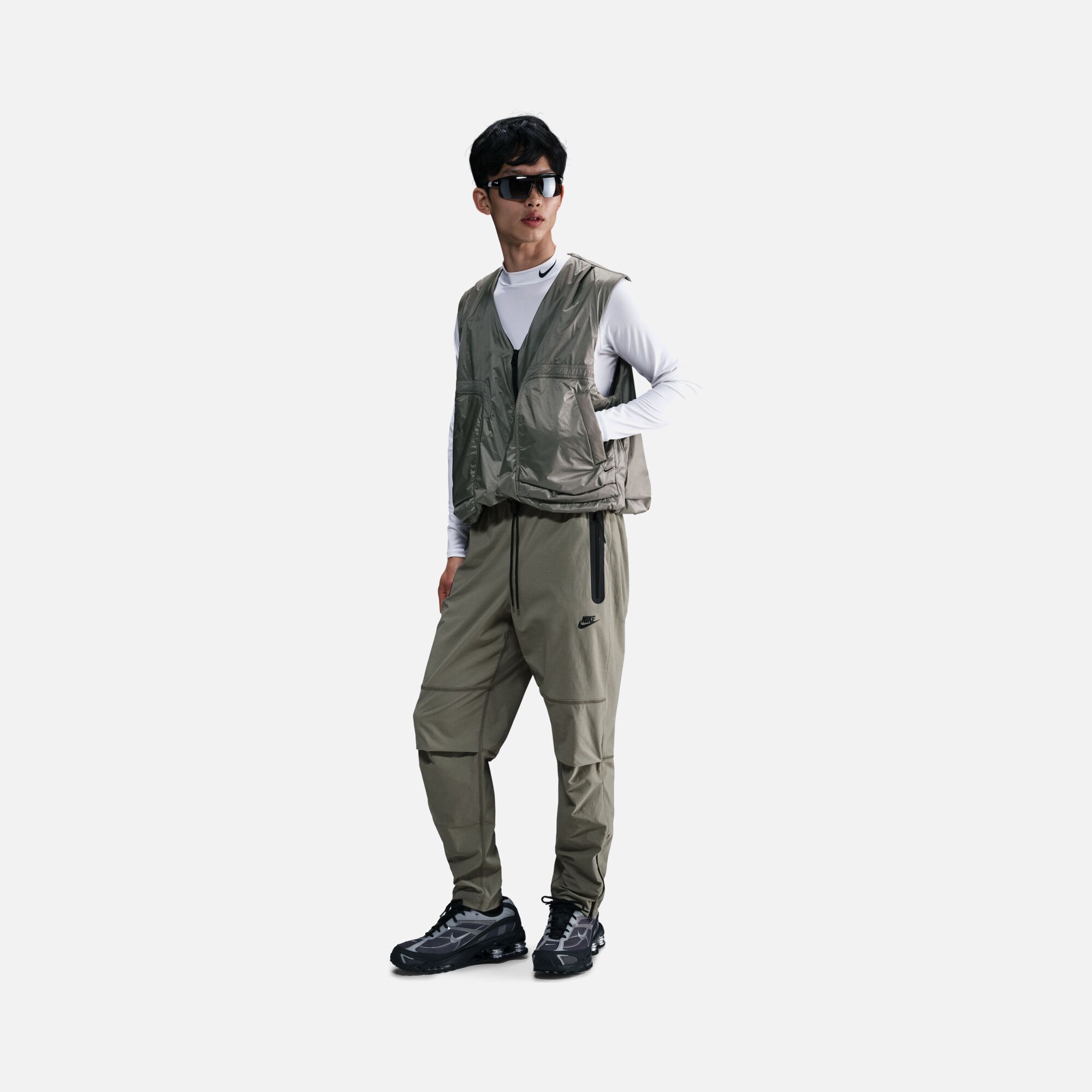 Nike Sportswear Tech Woven Erkek Eşofman Altı
