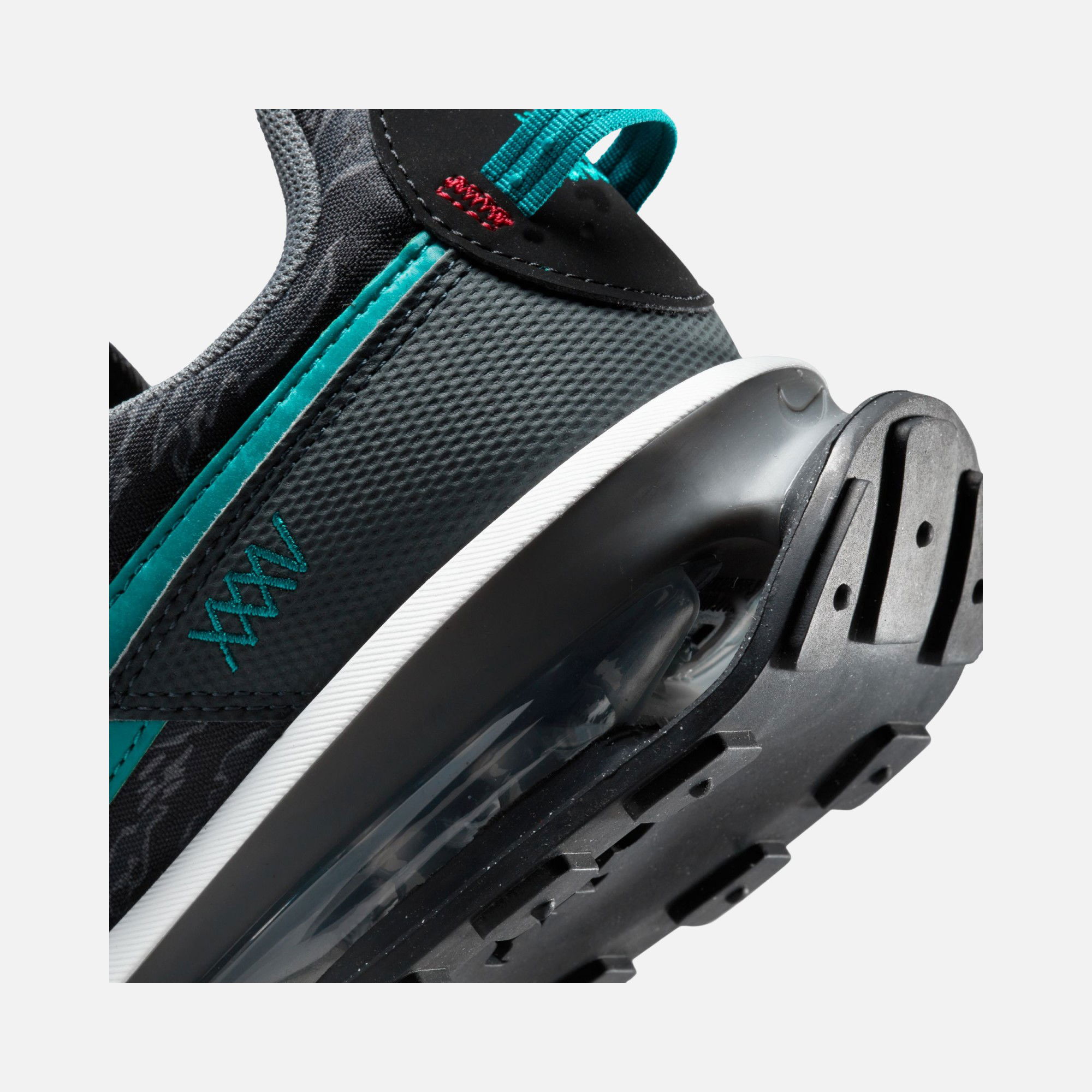 Nike Air Max Pre-Day SE Erkek Spor Ayakkabı
