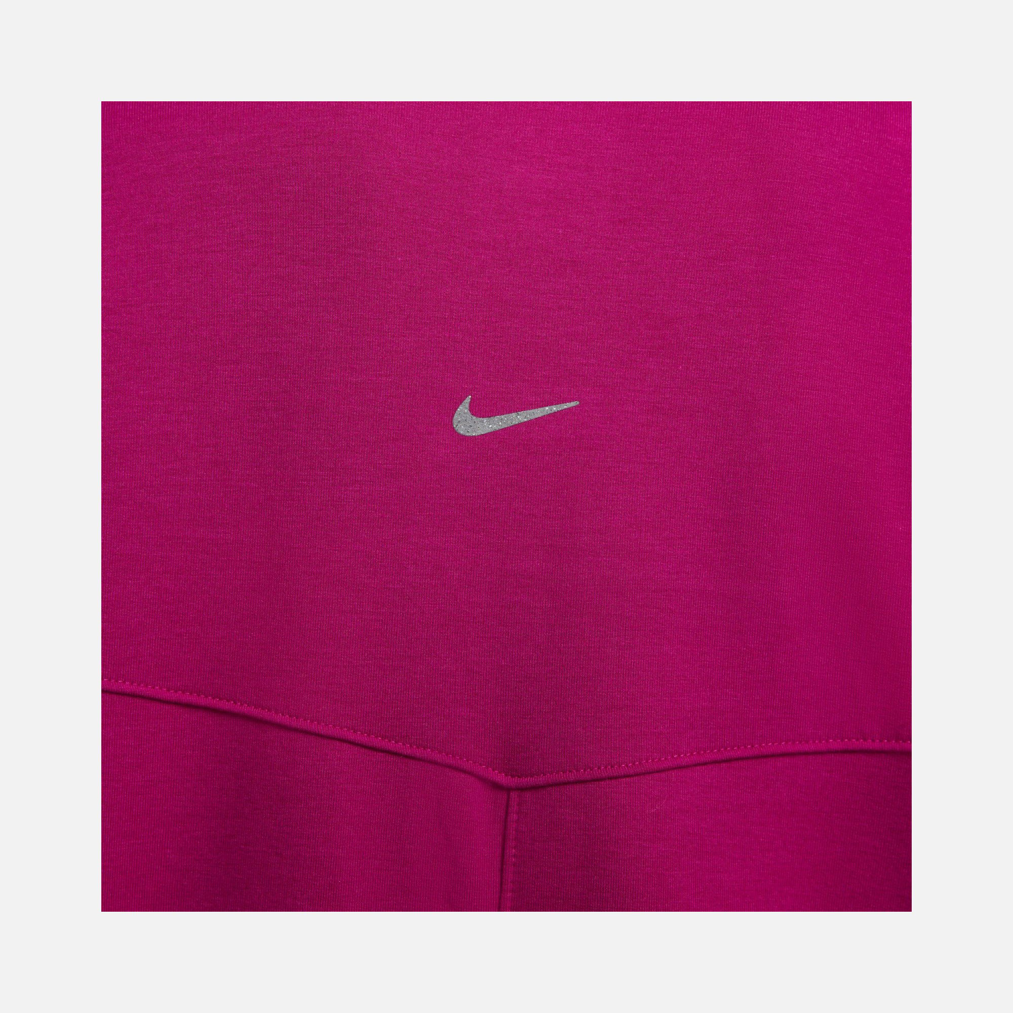 Nike Yoga Dri-Fit Fleece Long-Sleeve Kadın Tişört