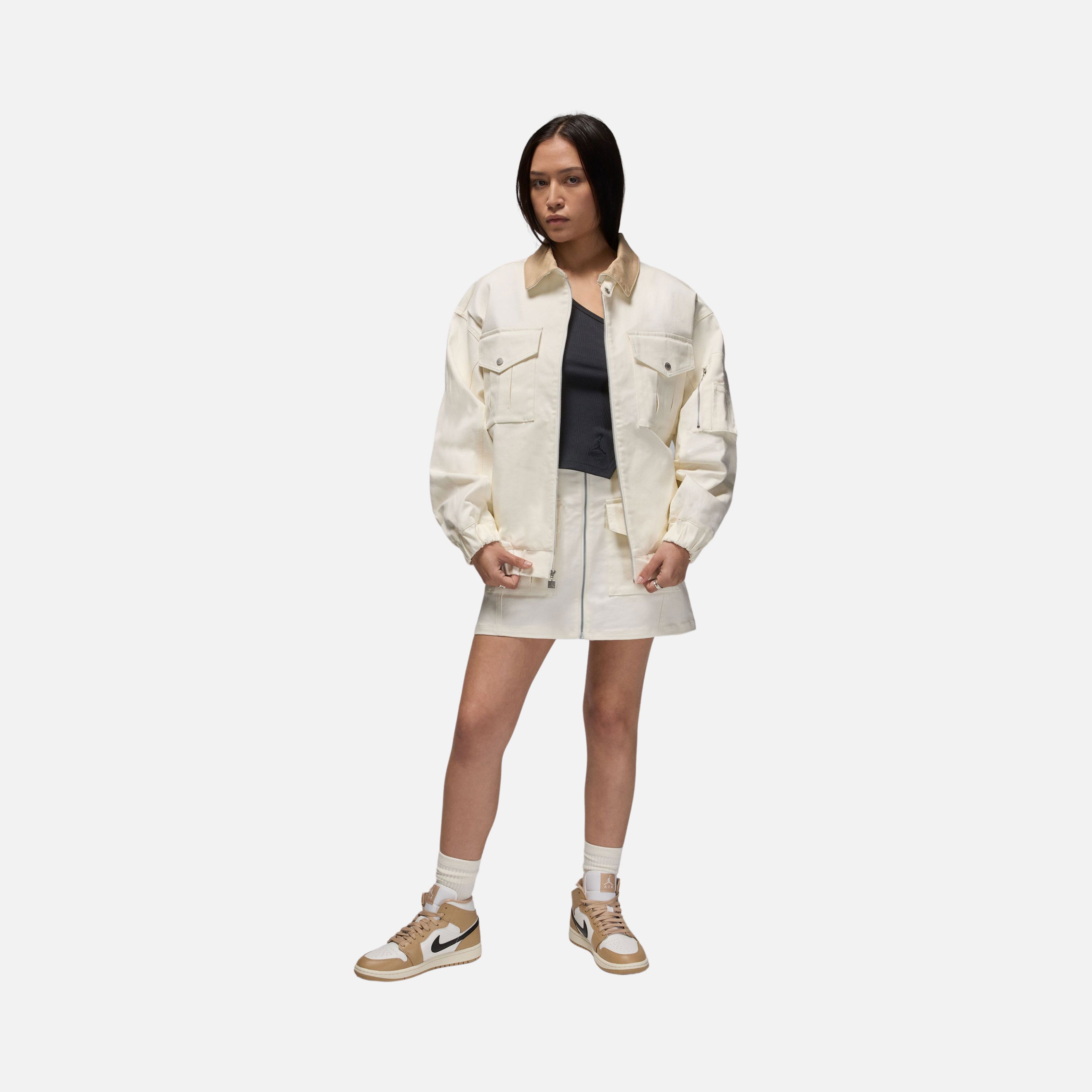 Nike Jordan Essentials Renegade Woven Twill Fabric Full-Zip Kadın Ceket