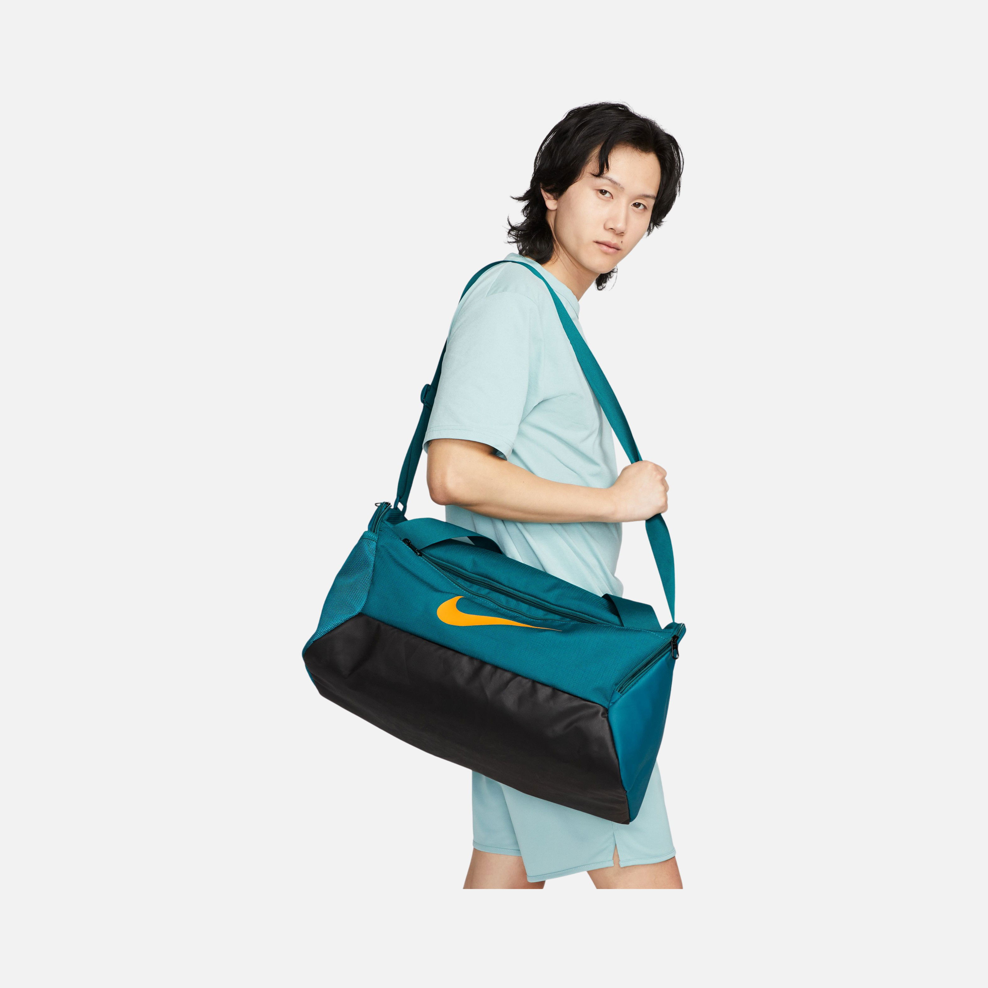 Nike Brasilia 9.5 - Training Duffel (Small - 41 L) Unisex Spor Çantası