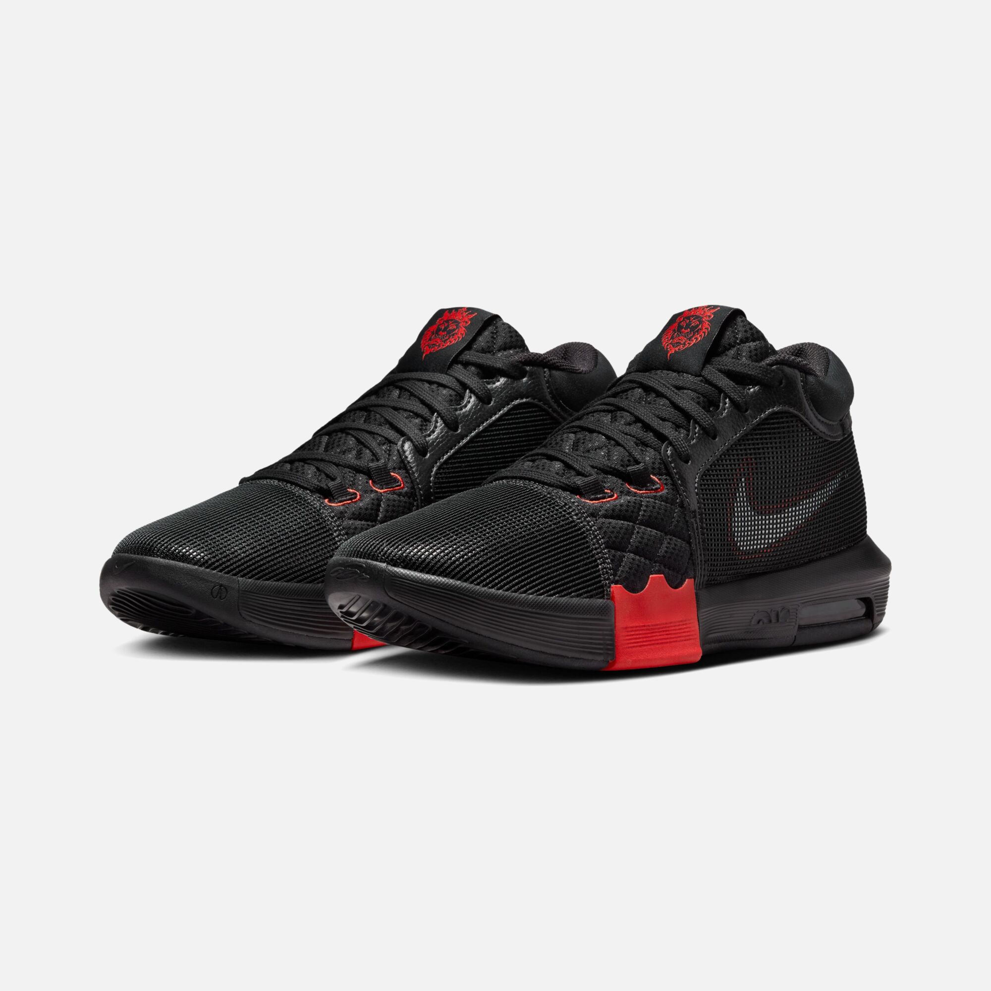 Nike LeBron James Witness VIII Erkek Basketbol Ayakkabısı