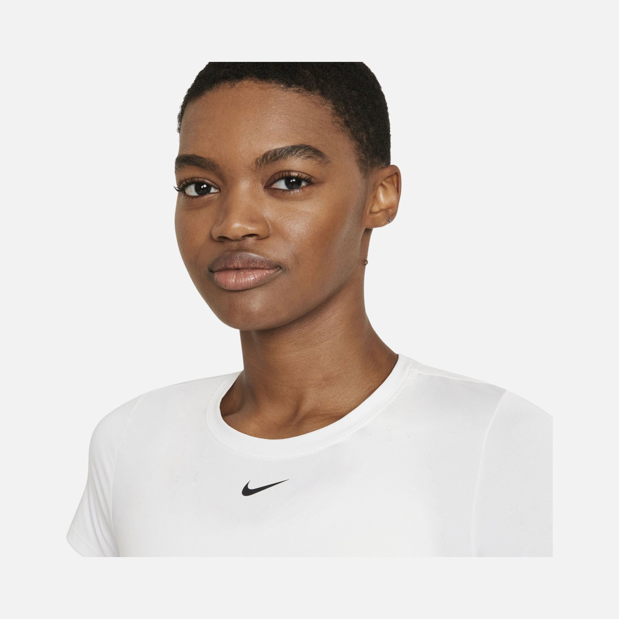 Nike Dri-Fit One Slim-Fit Short-Sleeve Kadın Tişört
