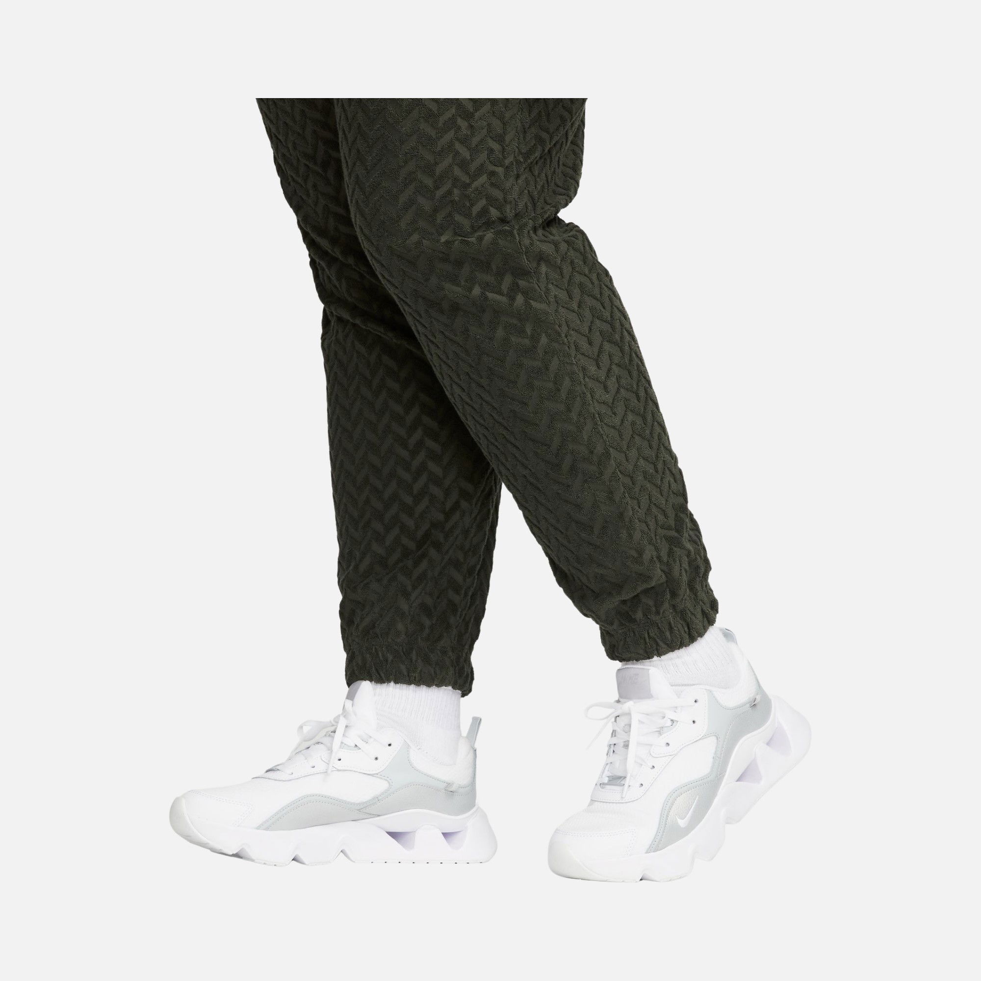Nike Sportswear Everyday Mod High-Waisted AOJ Jogger (Plus-Size) Kadın Eşofman Altı