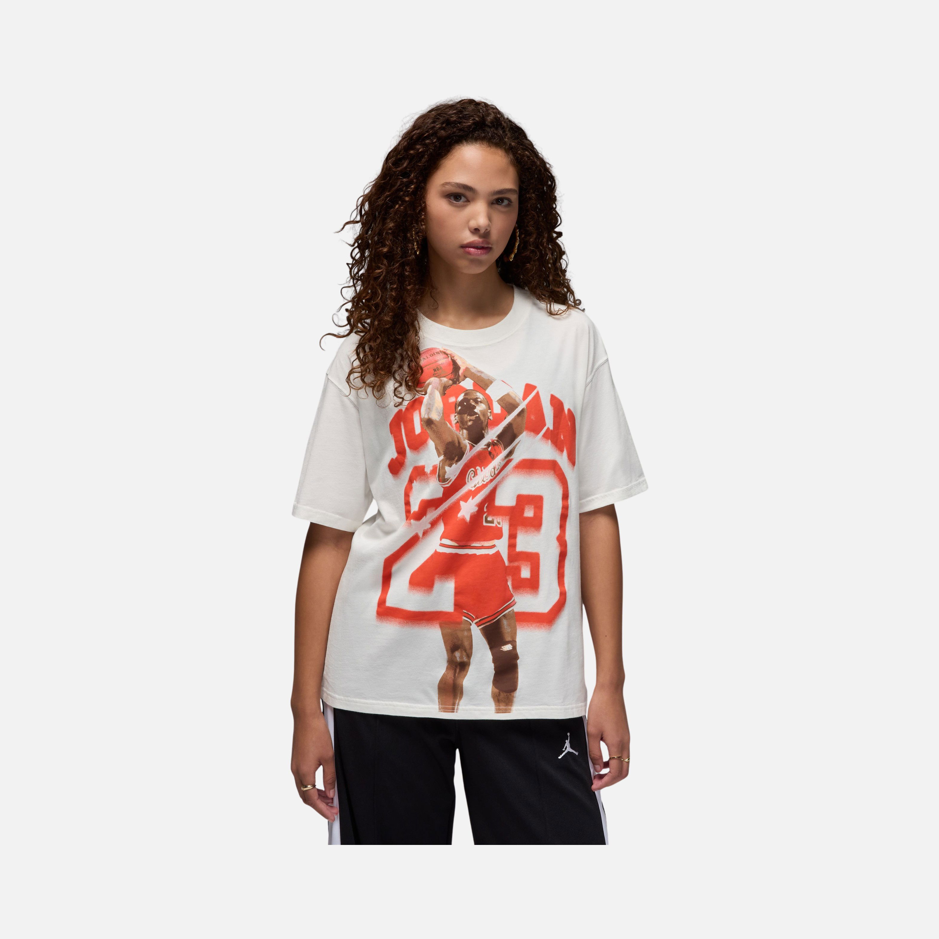 Nike Michael Jordan Graphic 40 Short-Sleeve Kadın Tişört
