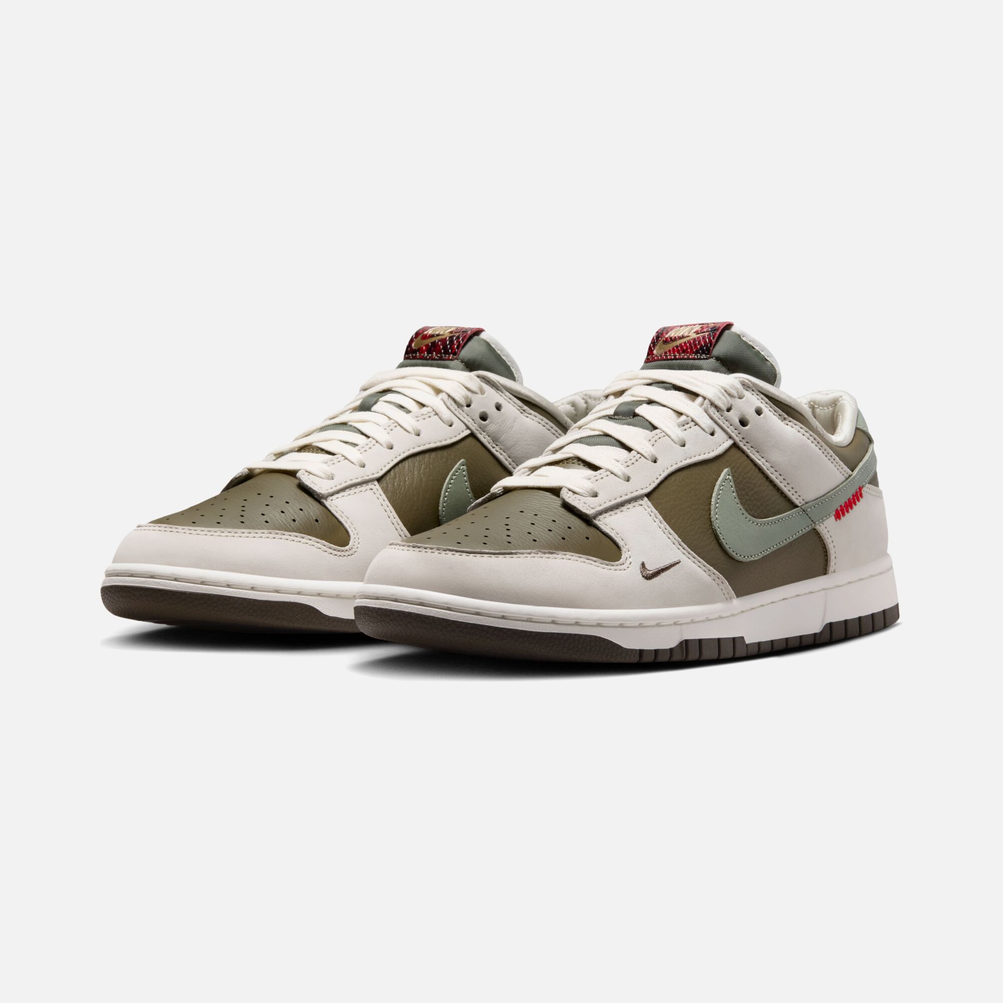 Nike Dunk Low Retro ''Year of the Snake'' Erkek Spor Ayakkabı