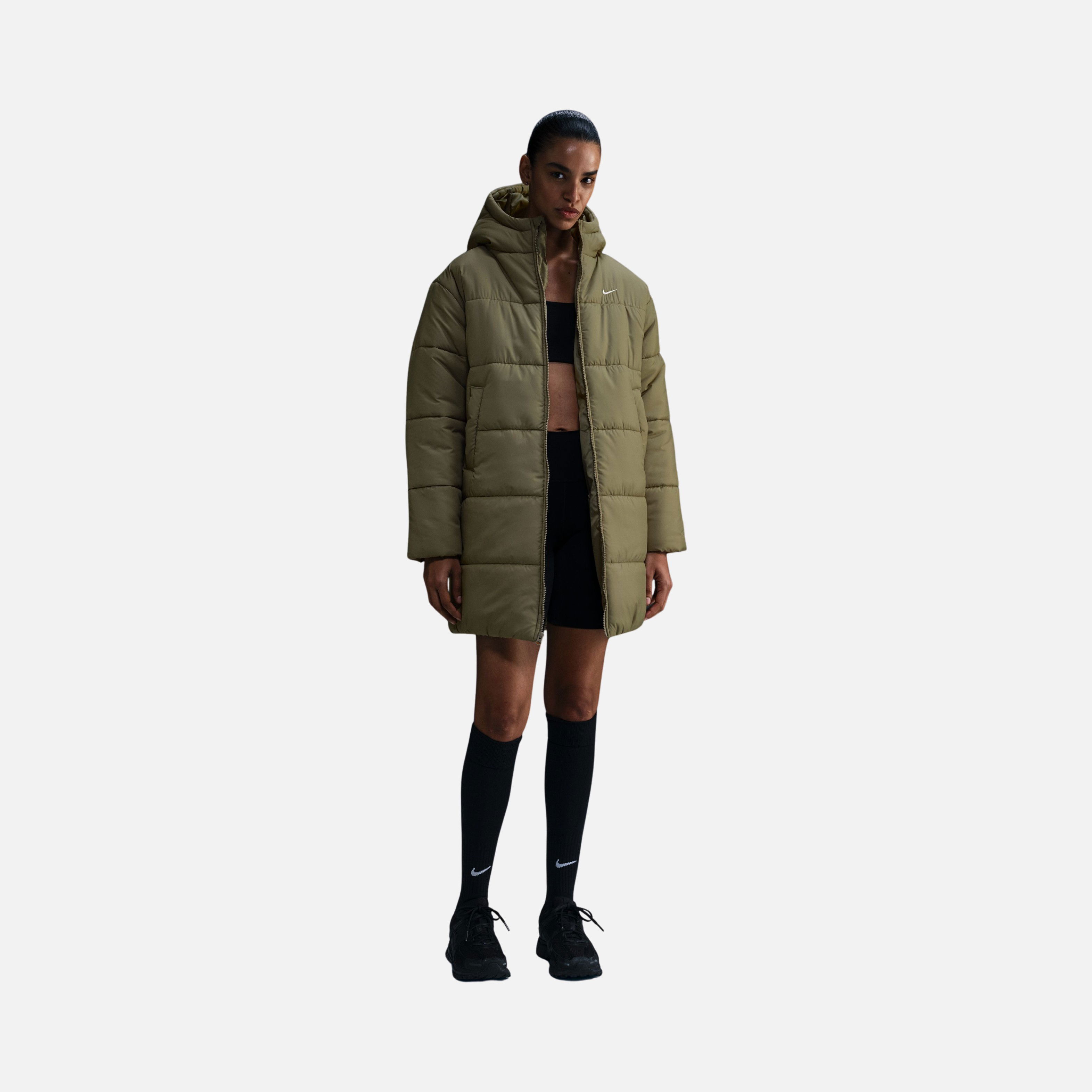 Nike Sportswear Classic Puffer Therma-Fit Loose Full-Zip Hoodie Kadın Parka