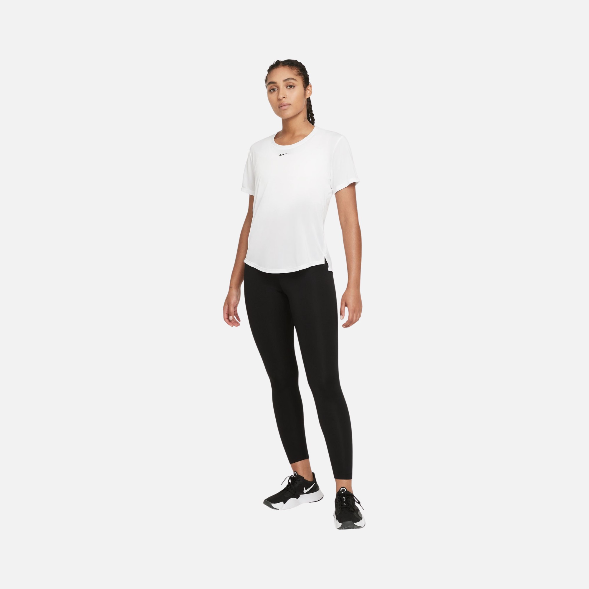 Nike Dri-Fit One Standard-Fit Short Sleeve Kadın Tişört