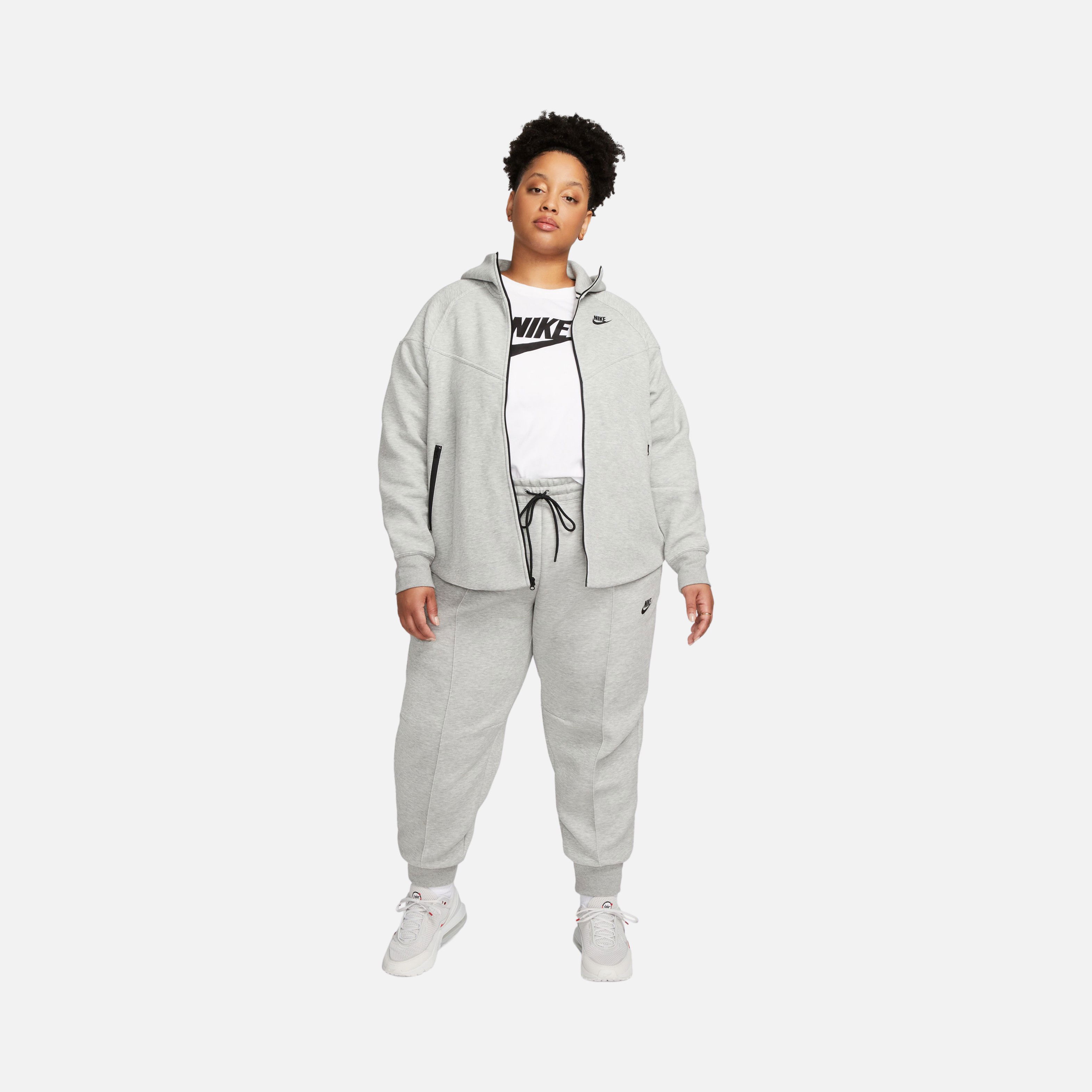 Nike Sportswear Tech Fleece Mid-Rise (Plus Size) Kadın Eşofman Altı