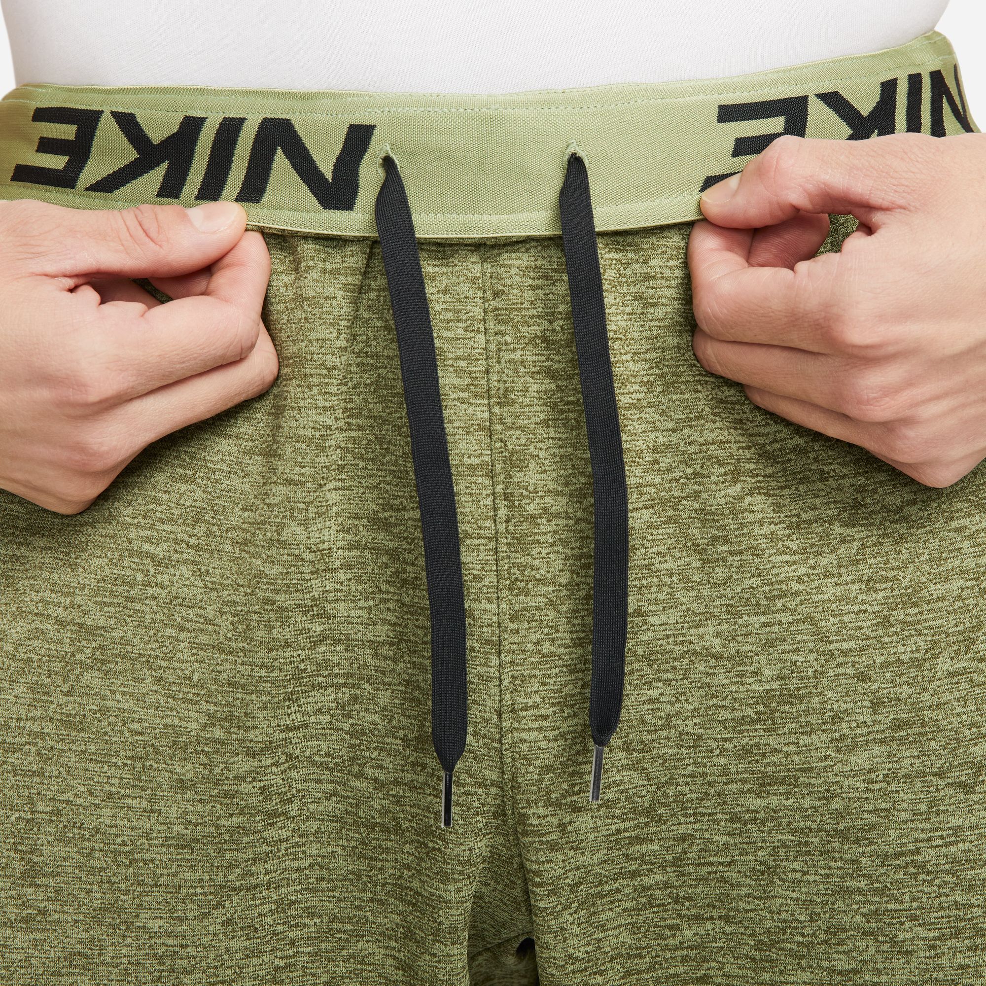 Nike Therma-Fit Tapered Athletic Training Erkek Eşofman Altı