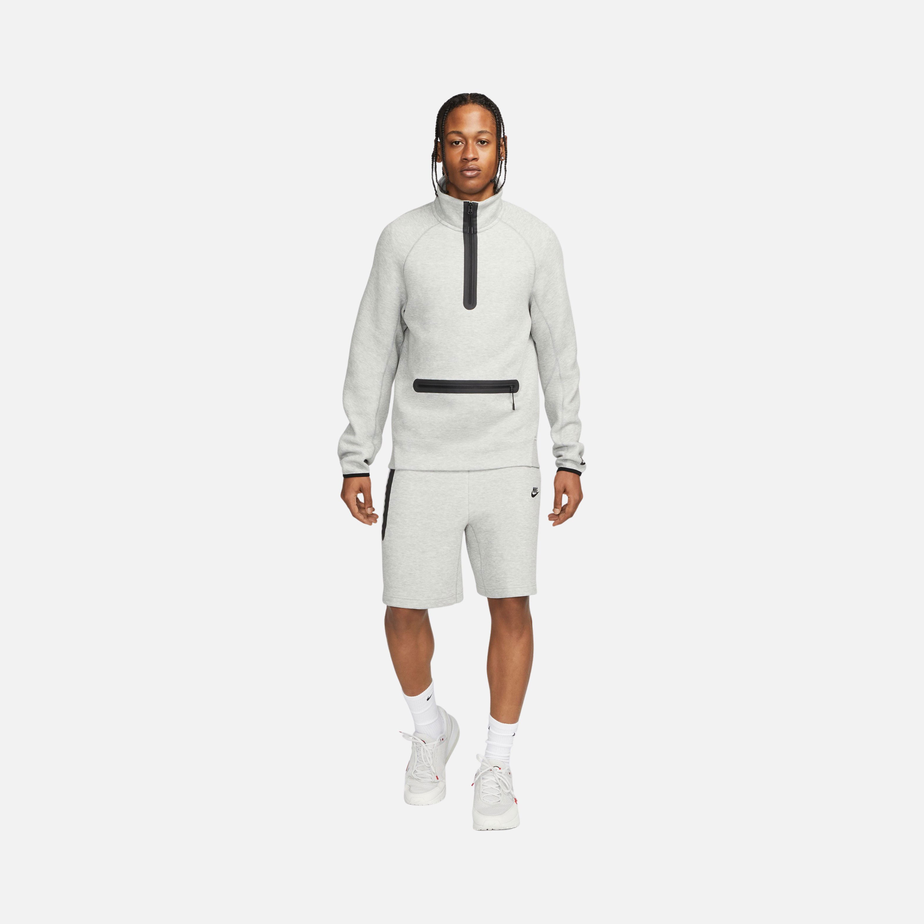 Nike Sportswear Tech Fleece FW24 Erkek Şort