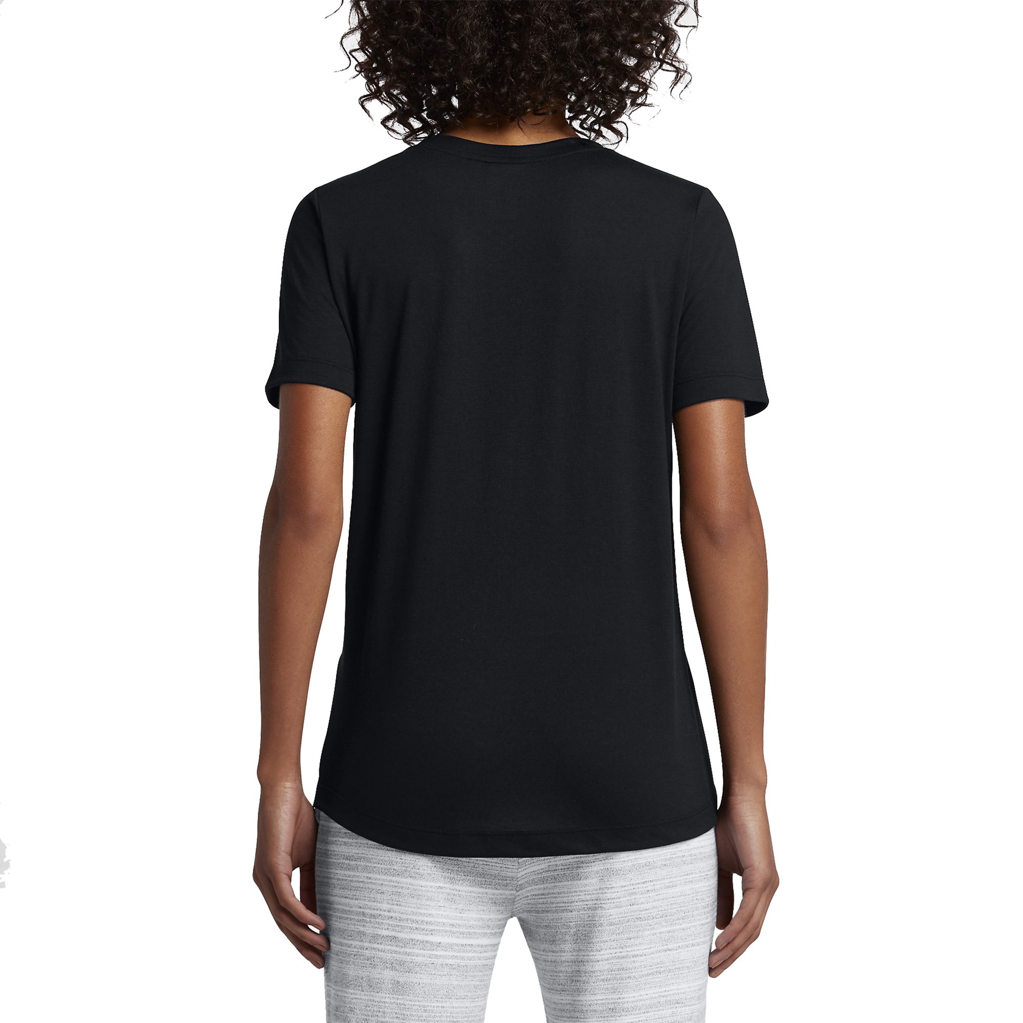 Nike Sportswear Essential Kadın Tişört