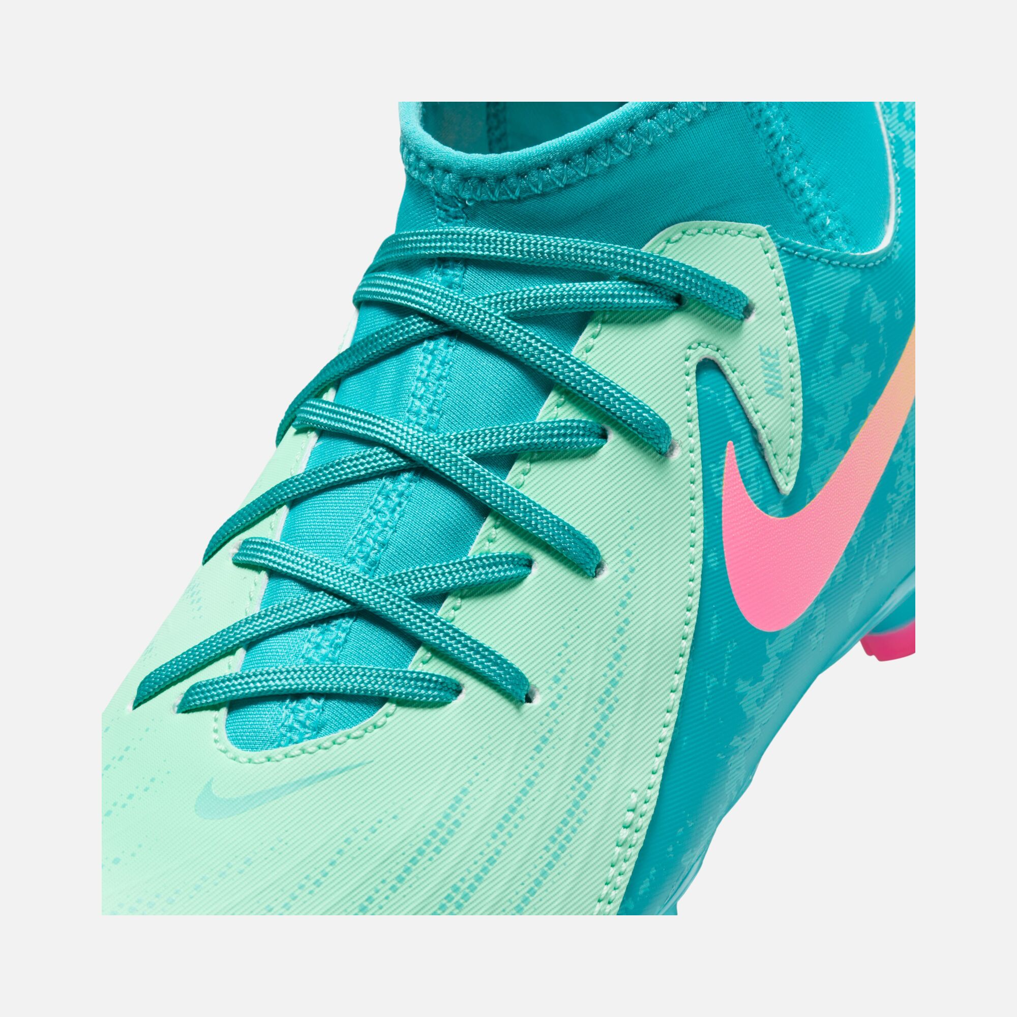 Nike Jr Phantom Luna II Academy LV8 FG/MG Multi-Ground Çocuk Krampon