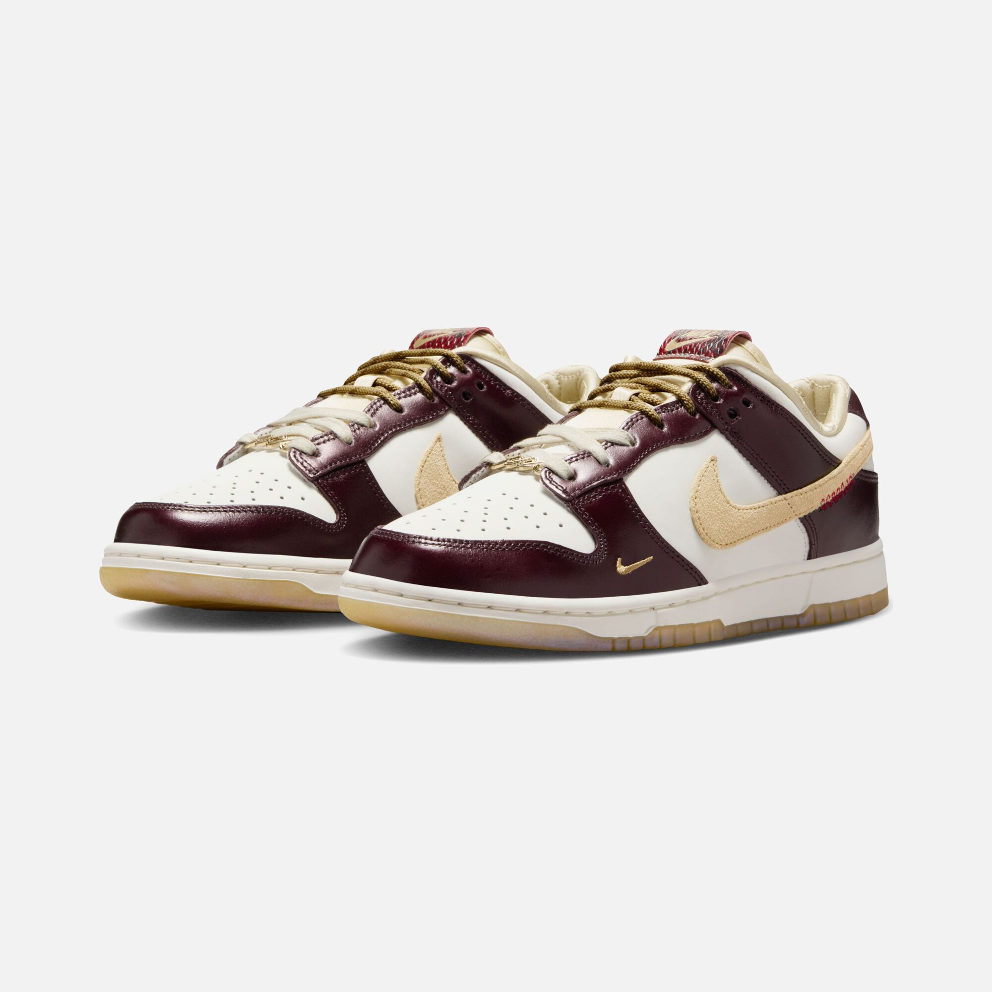 Nike Dunk Low Retro ''Year of the Snake'' Kadın Spor Ayakkabı